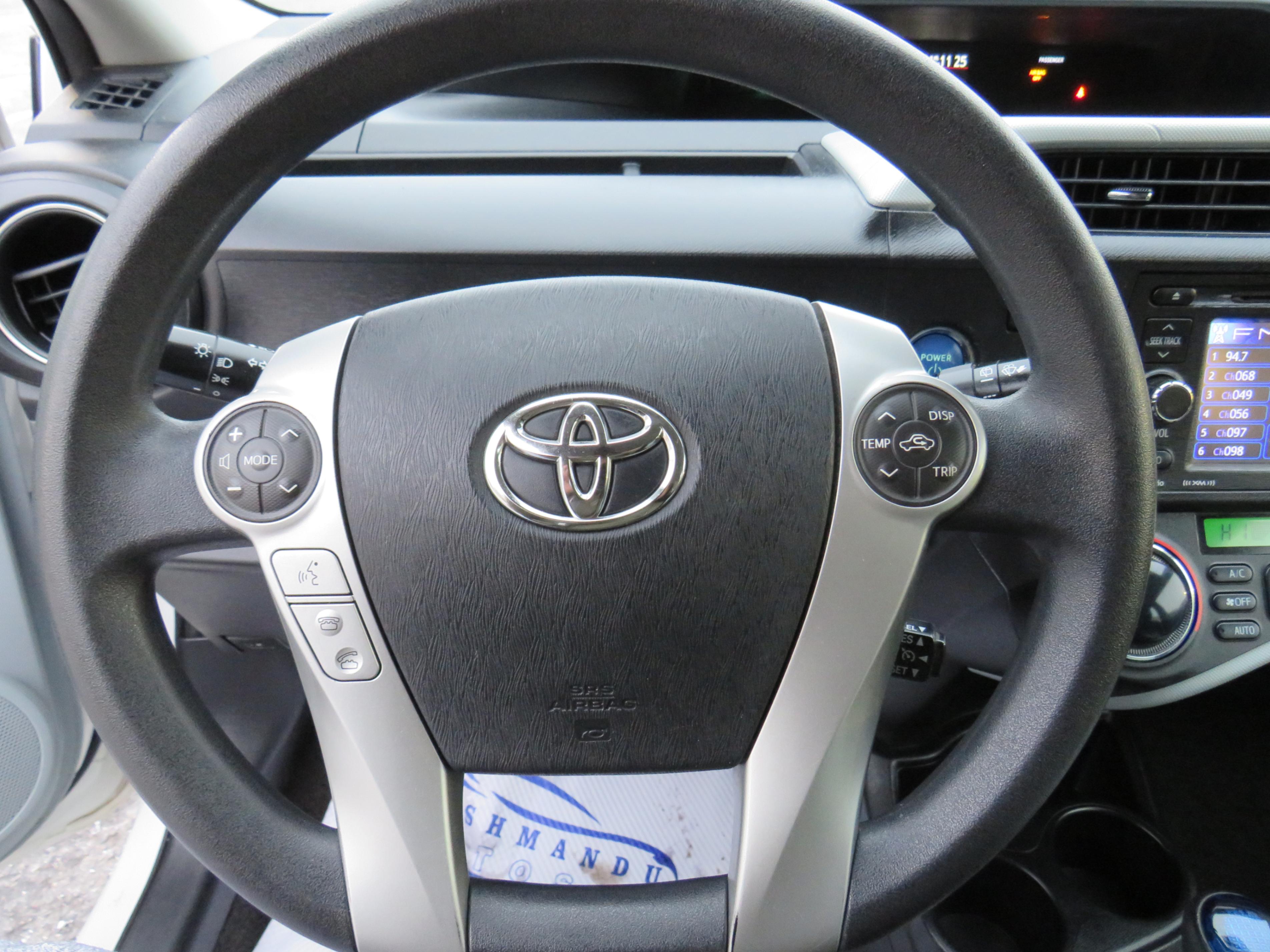 /laautomotive/2012-Toyota-Priusc-2292273462852199.jpg