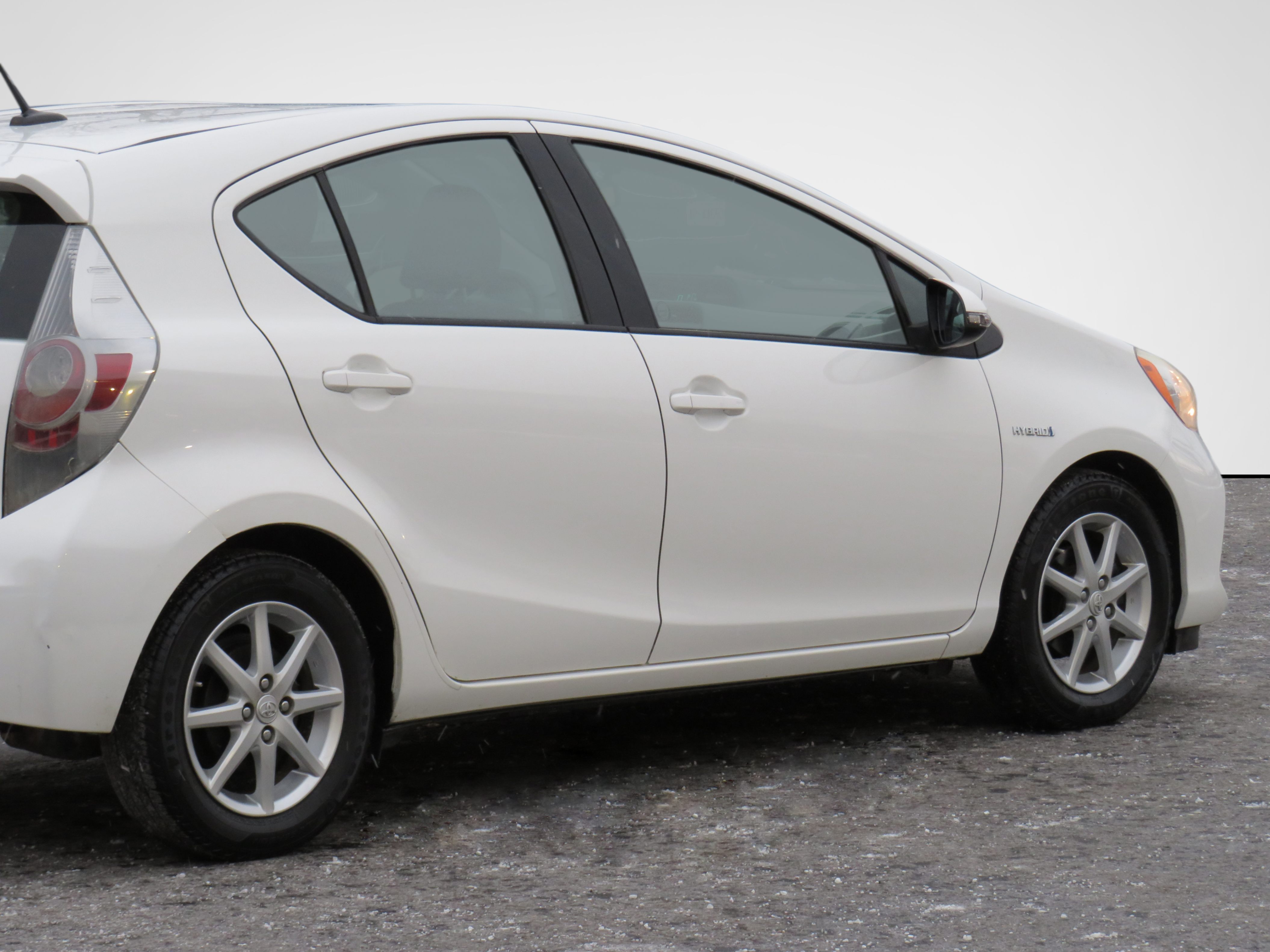 /laautomotive/2012-Toyota-Priusc-2372846890616218.jpg