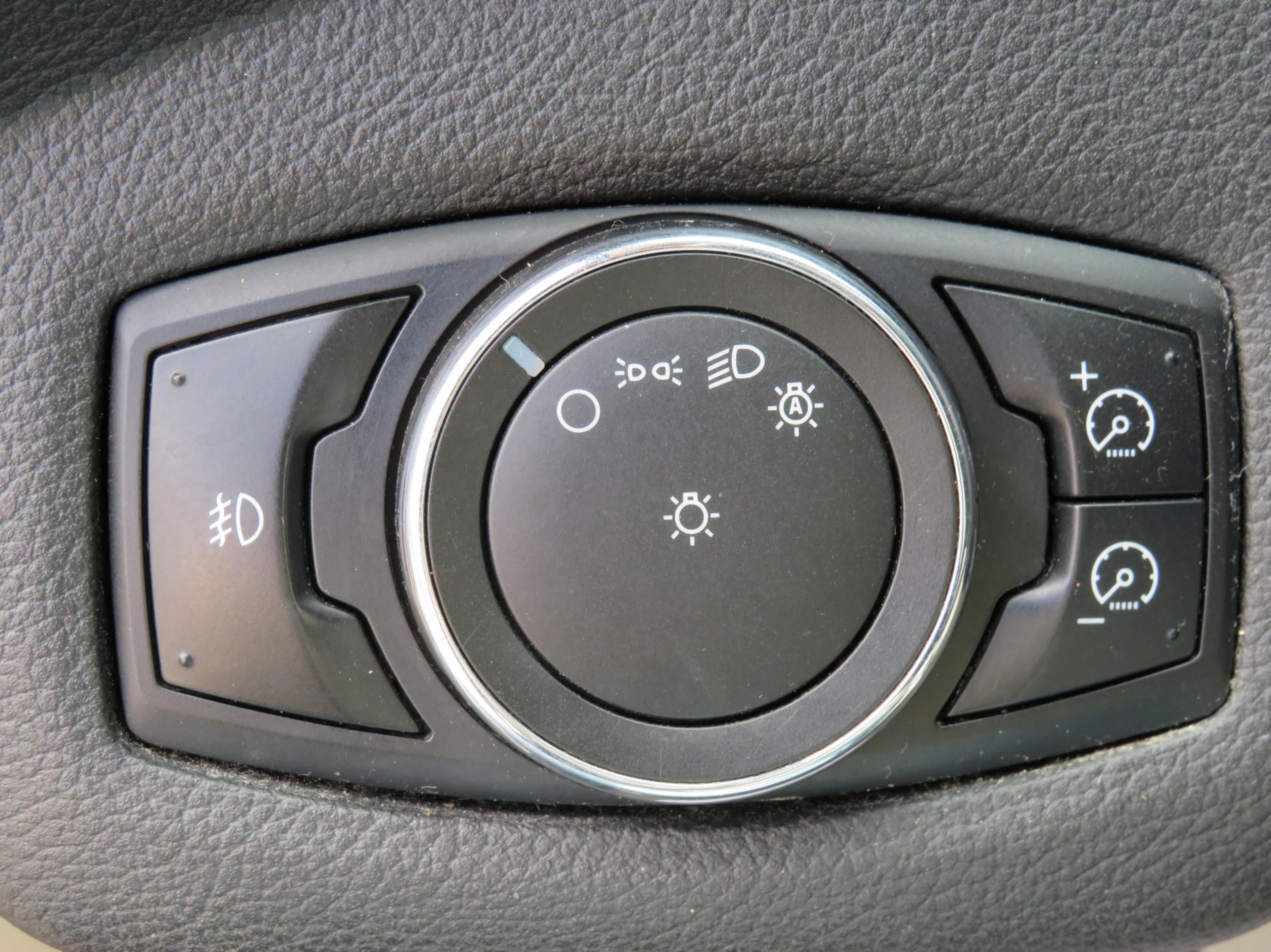 /laautomotive/2013-Ford-Escape-04146227383393586.jpg