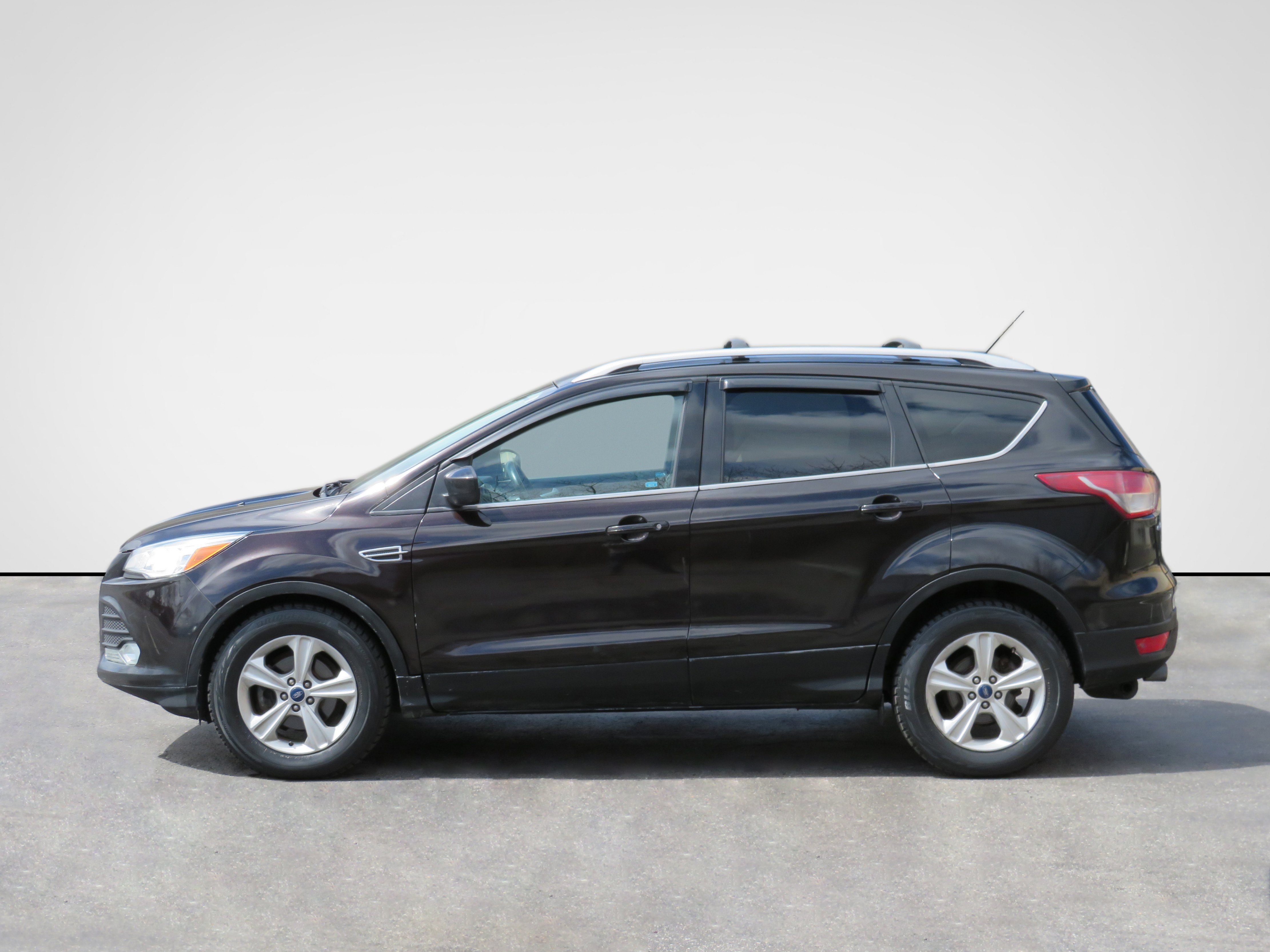 /laautomotive/2013-Ford-Escape-31252201545797464.jpg