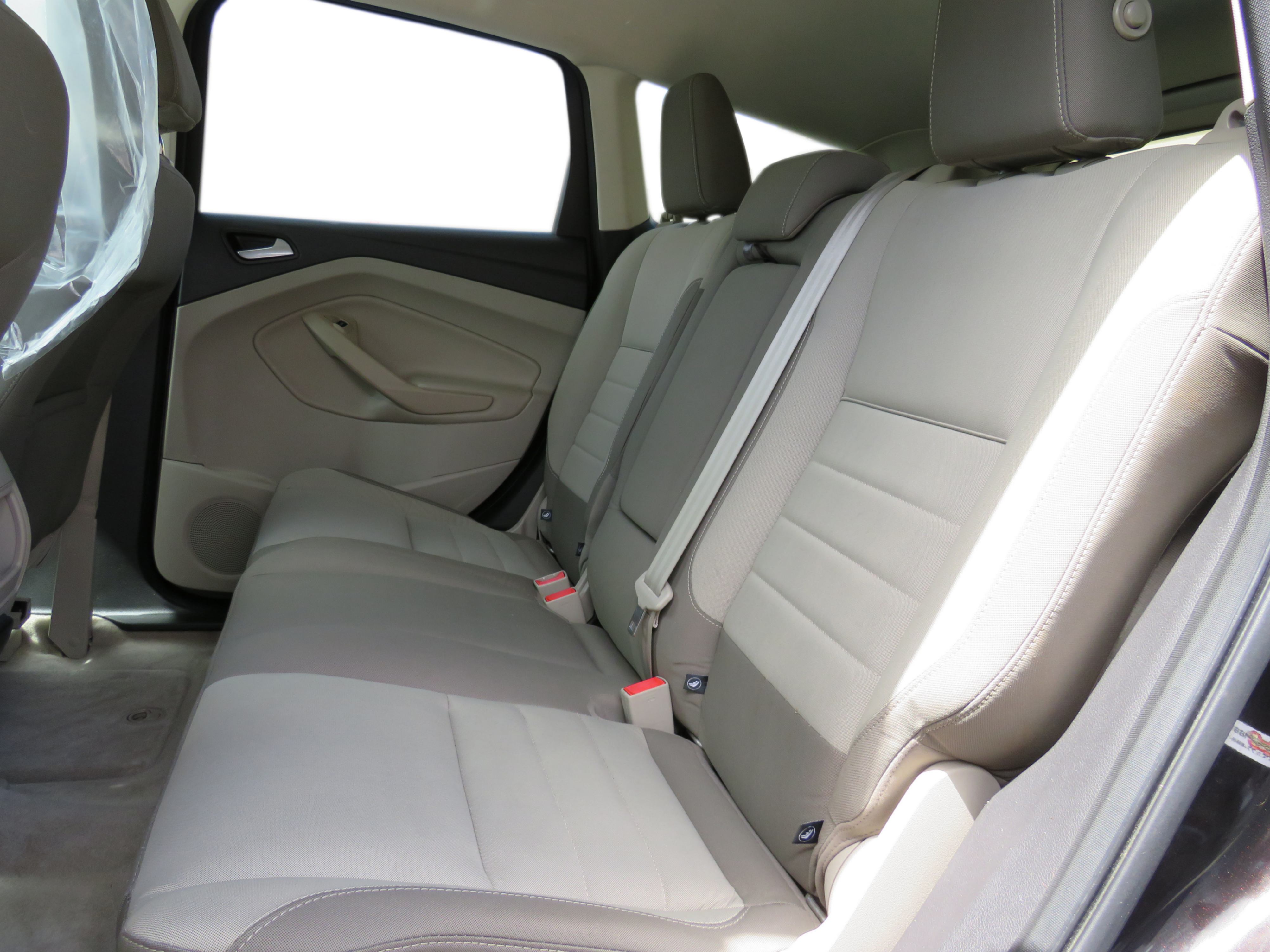 /laautomotive/2013-Ford-Escape-9402959133850328.jpg