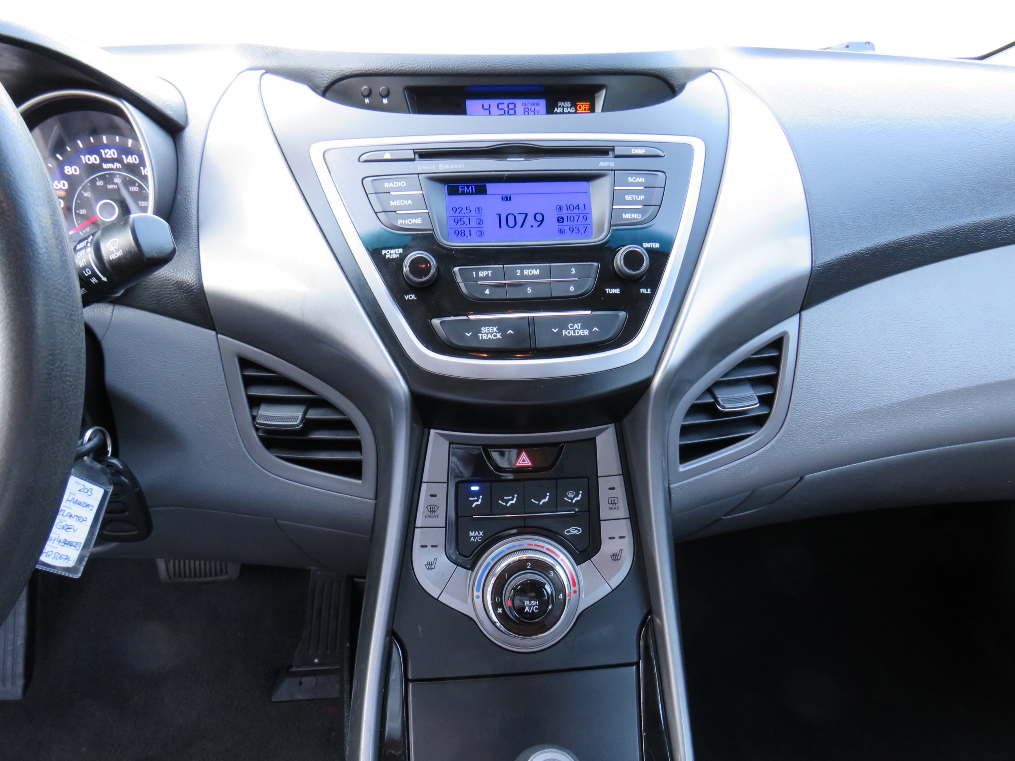 /laautomotive/2013-Hyundai-Elantra-9649344185174631.jpg