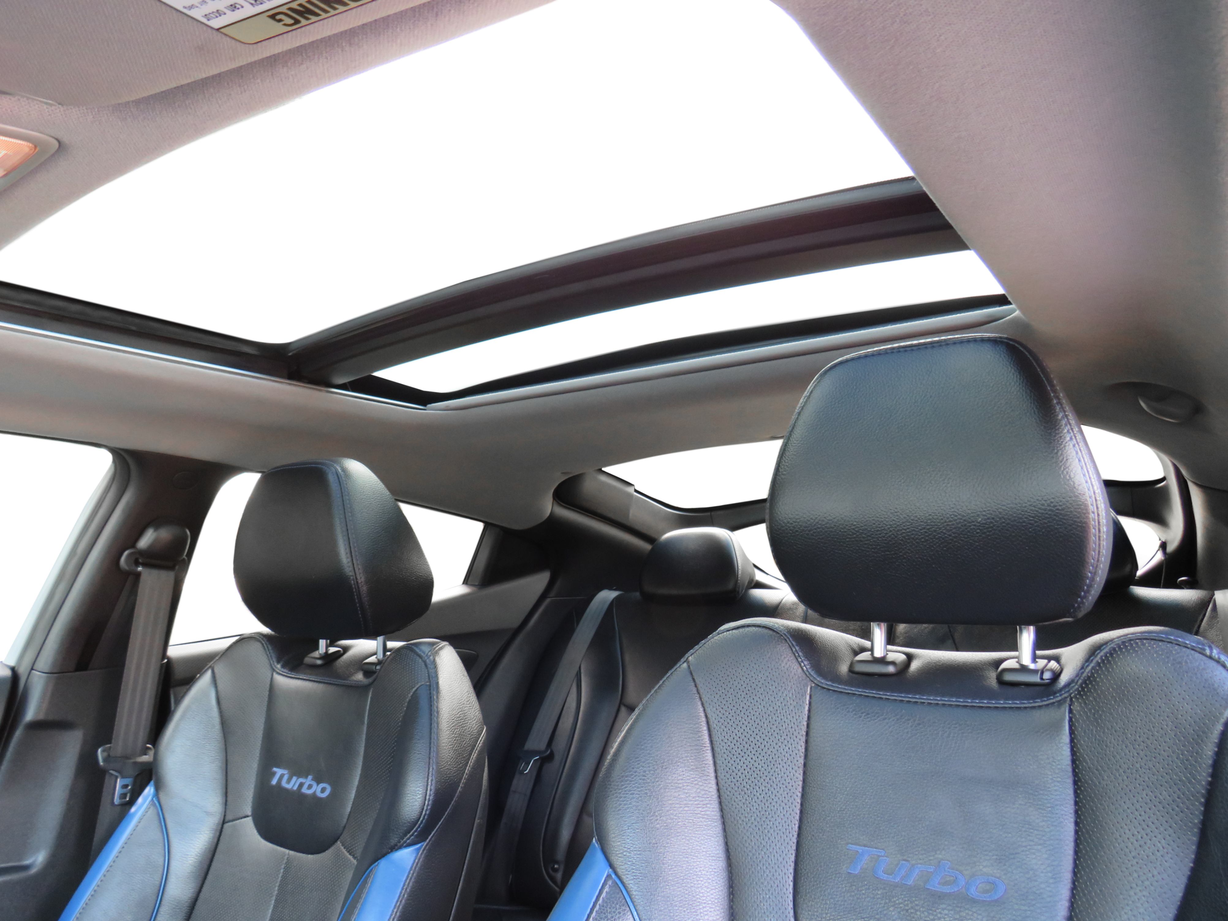 /laautomotive/2013-Hyundai-Veloster-33976255224593777.jpg