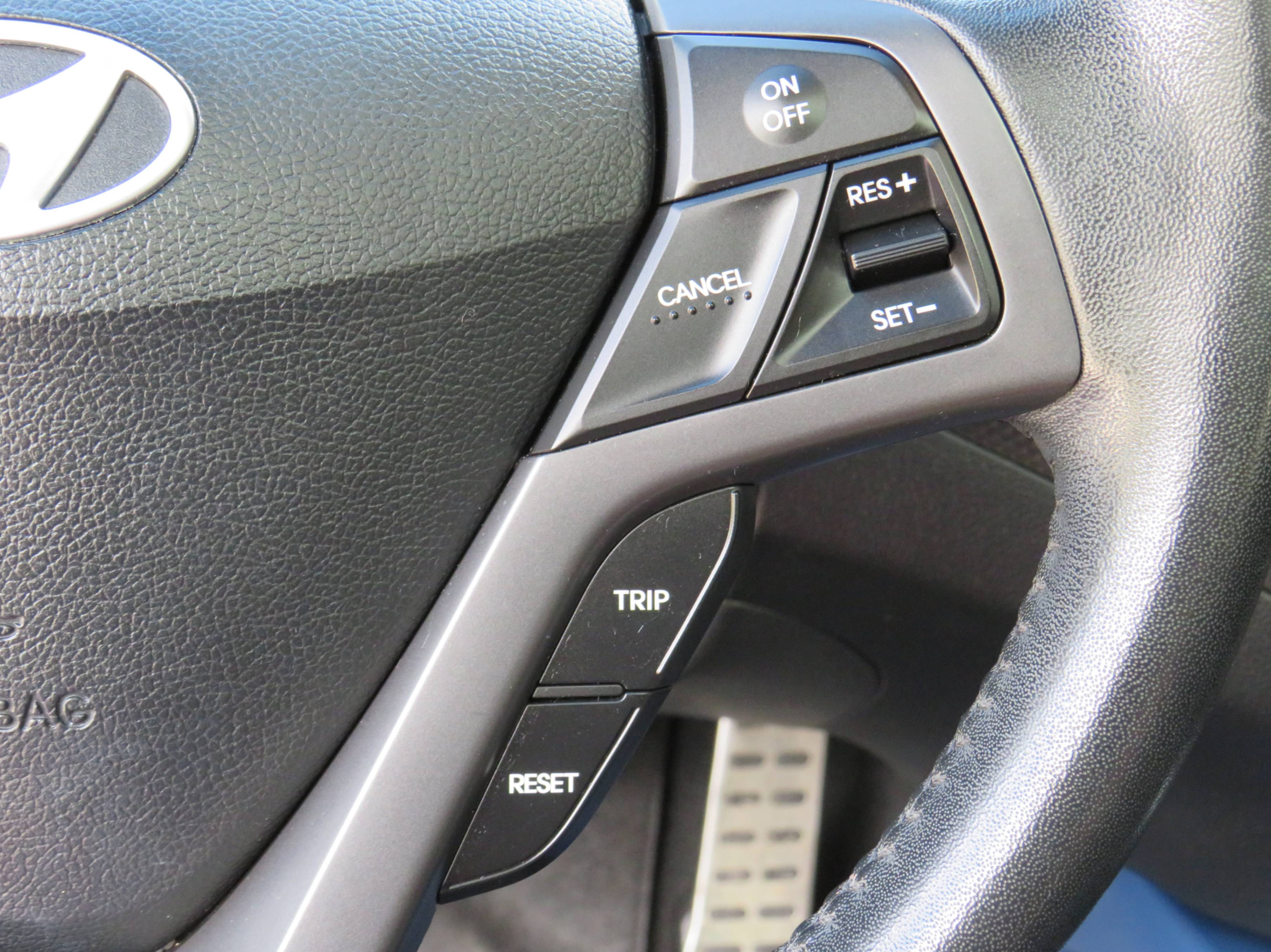 /laautomotive/2013-Hyundai-Veloster-7779268420980954.jpg