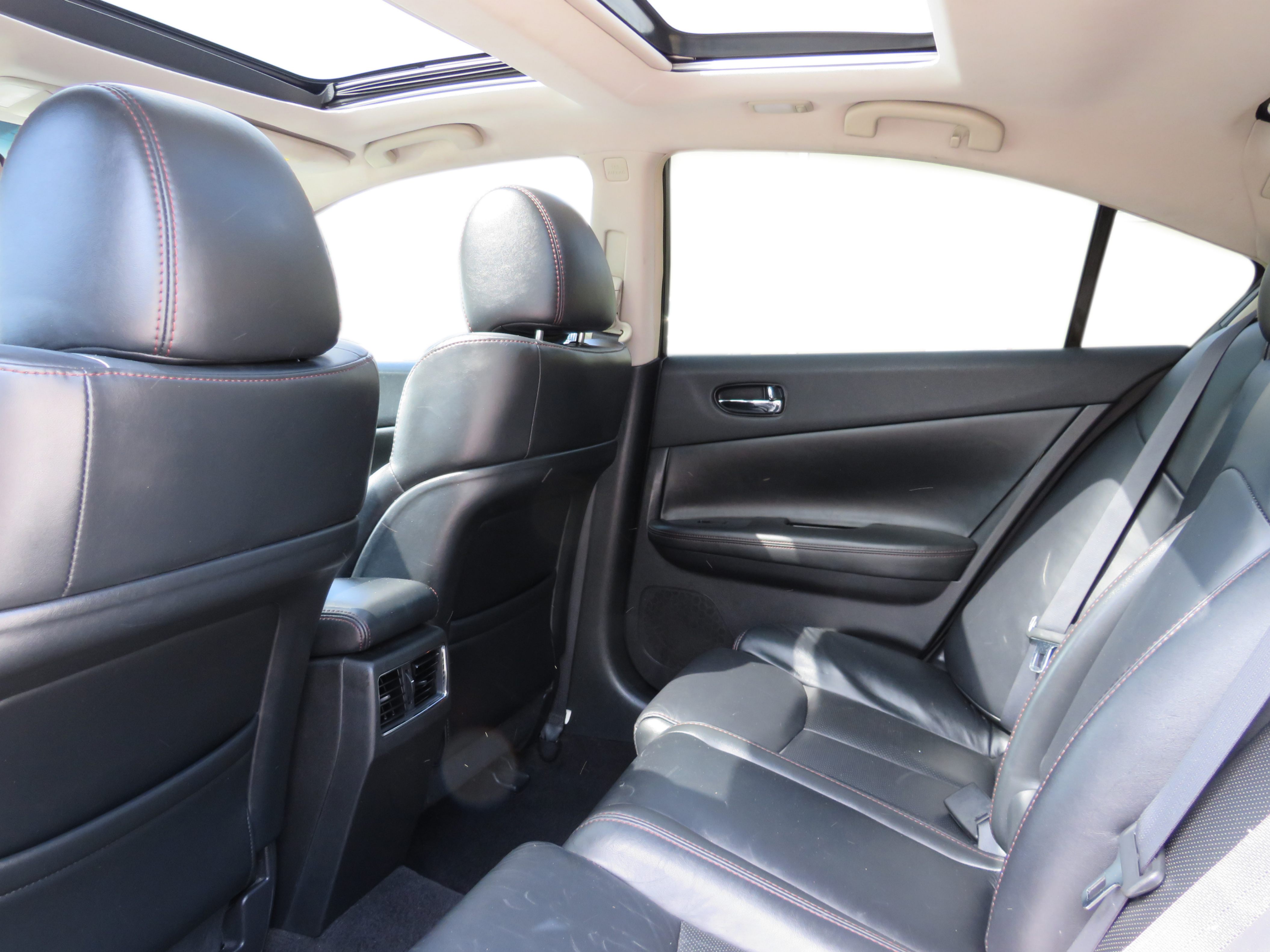/laautomotive/2013-Nissan-Maxima-39833820997786606.jpg