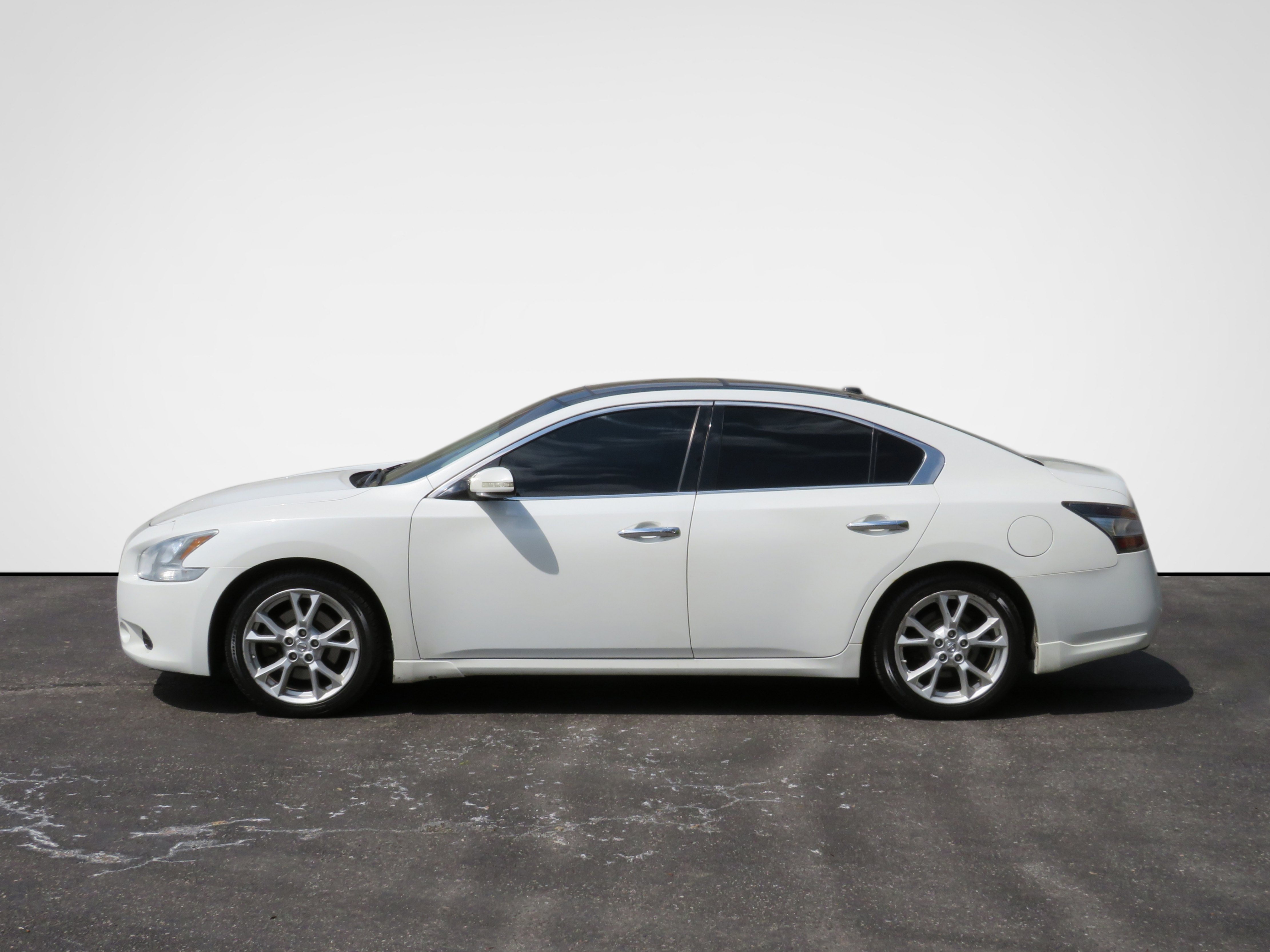 /laautomotive/2013-Nissan-Maxima-4496386521486524.jpg