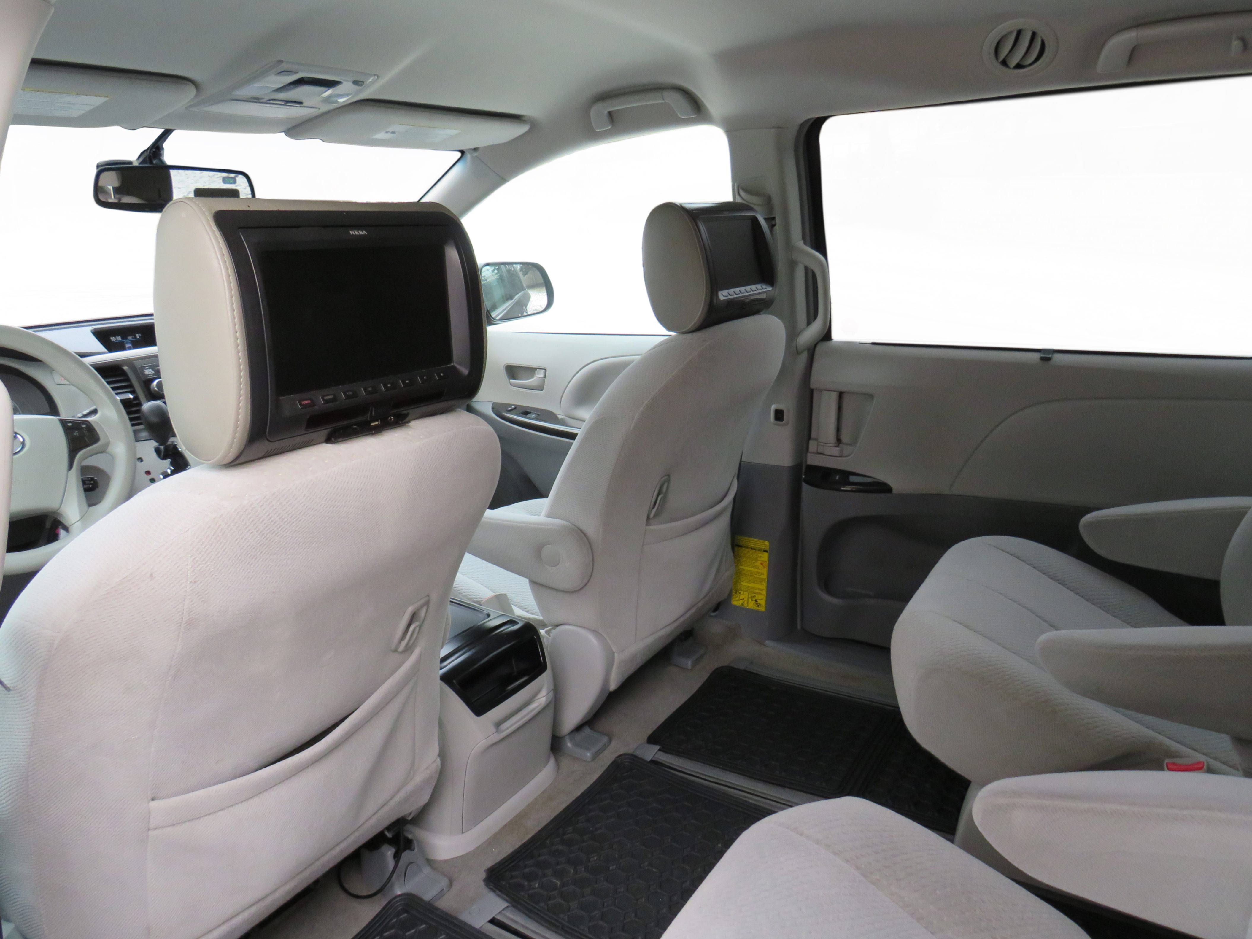/laautomotive/2013-Toyota-Sienna-6715121855223307.jpg