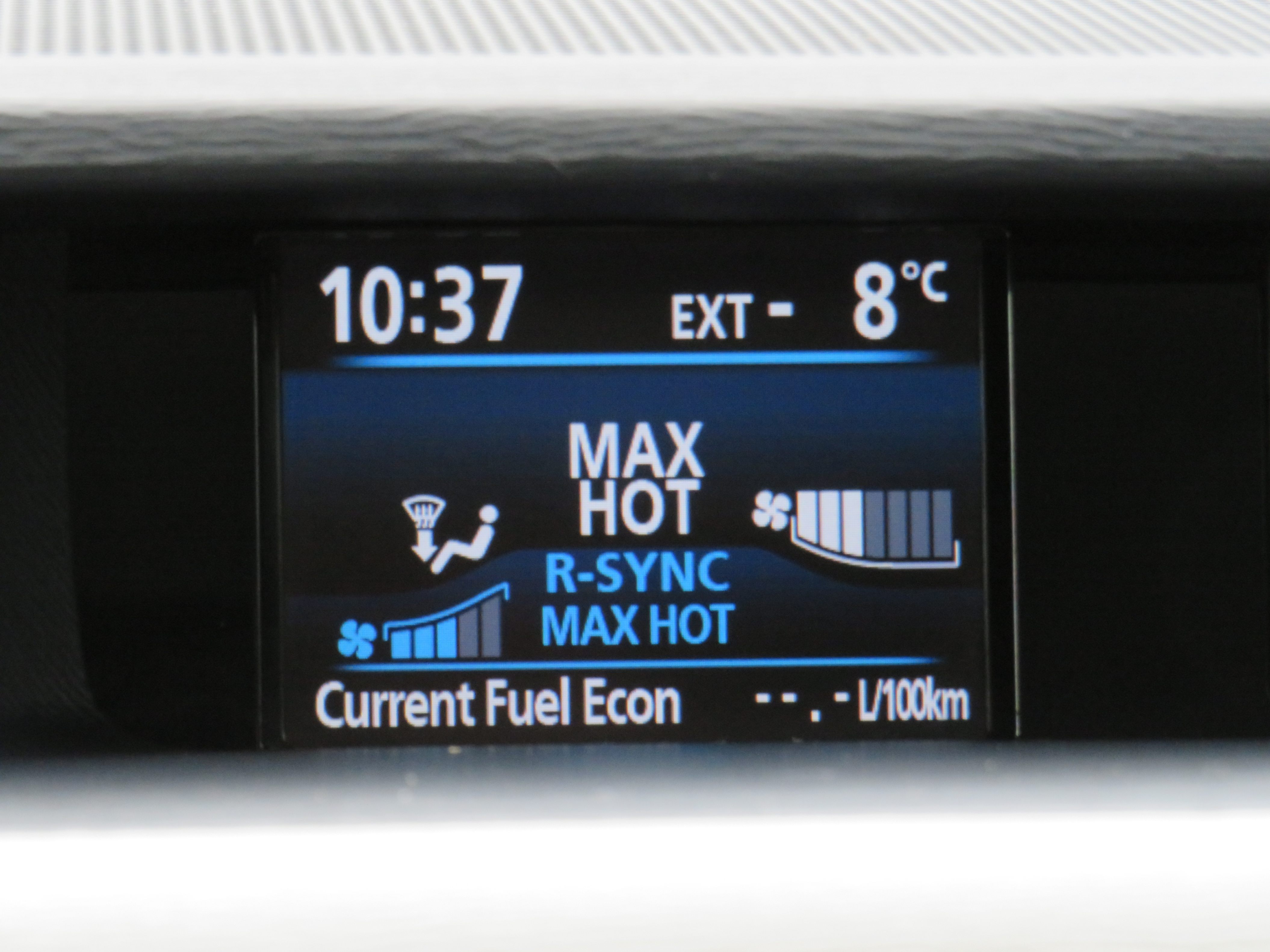 /laautomotive/2013-Toyota-Sienna-7941818450910774.jpg