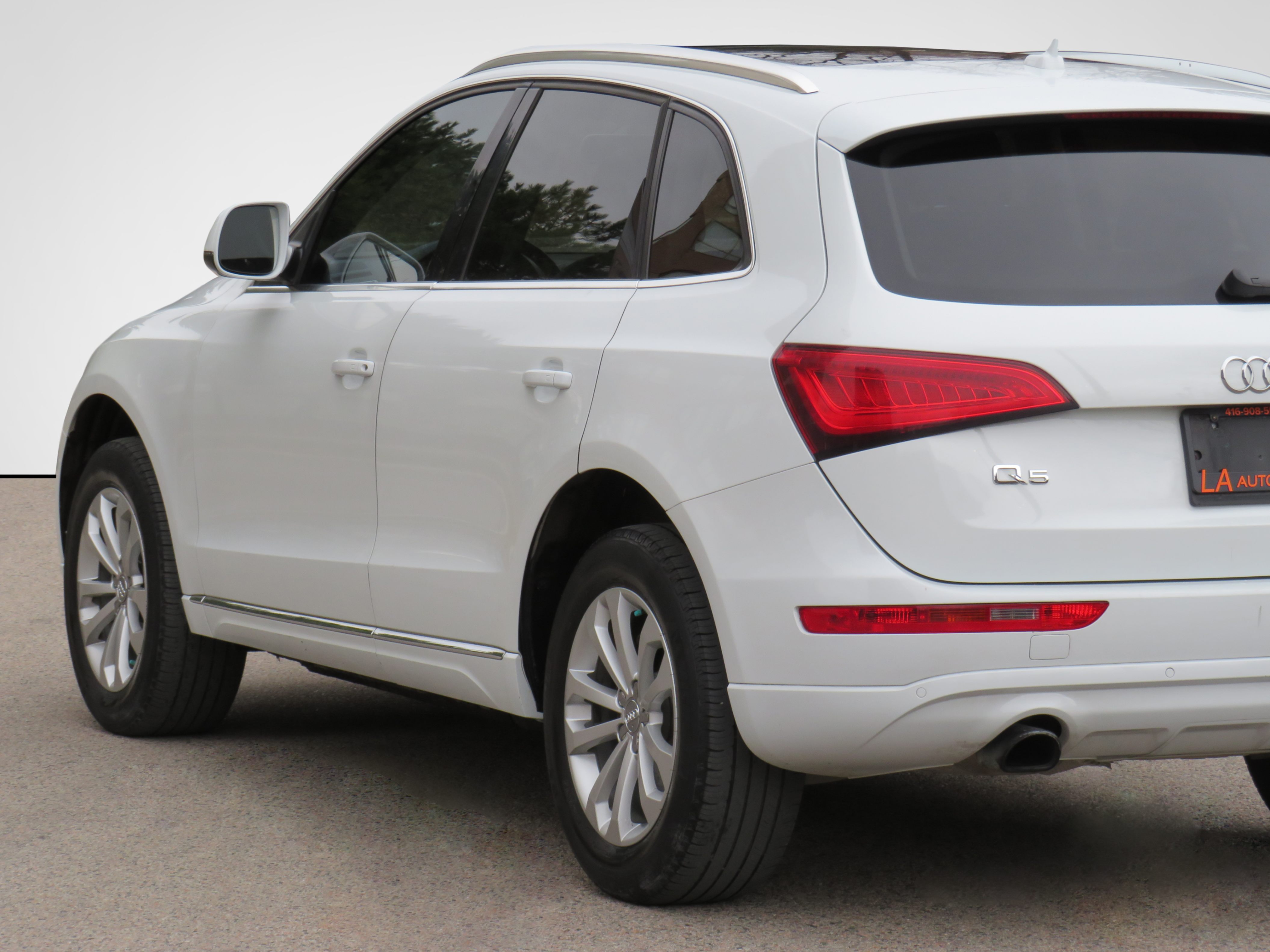 /laautomotive/2014-Audi-Q5-9565346435784232.jpg