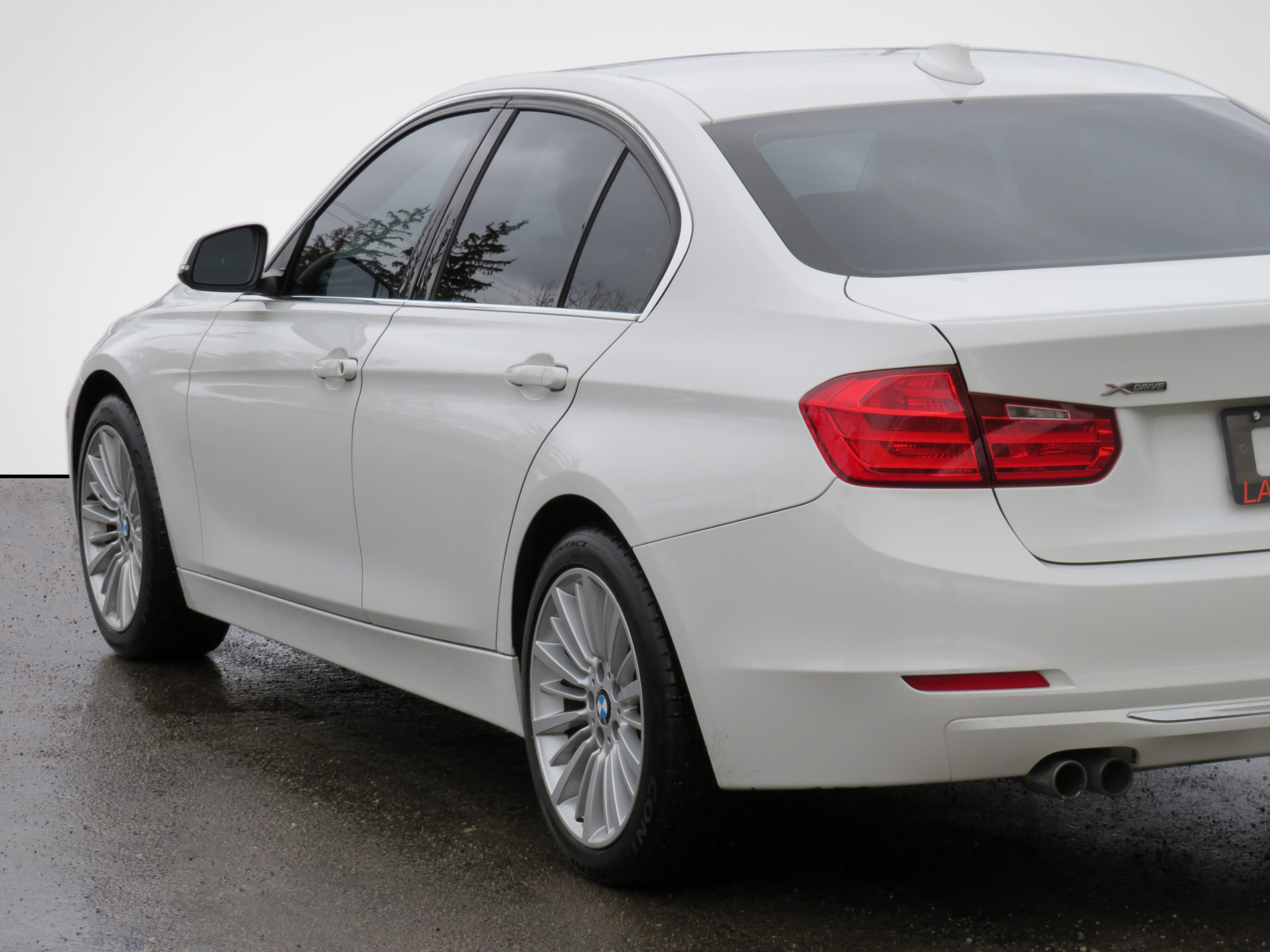 /laautomotive/2014-BMW-3-Series-8220377614571459.jpg