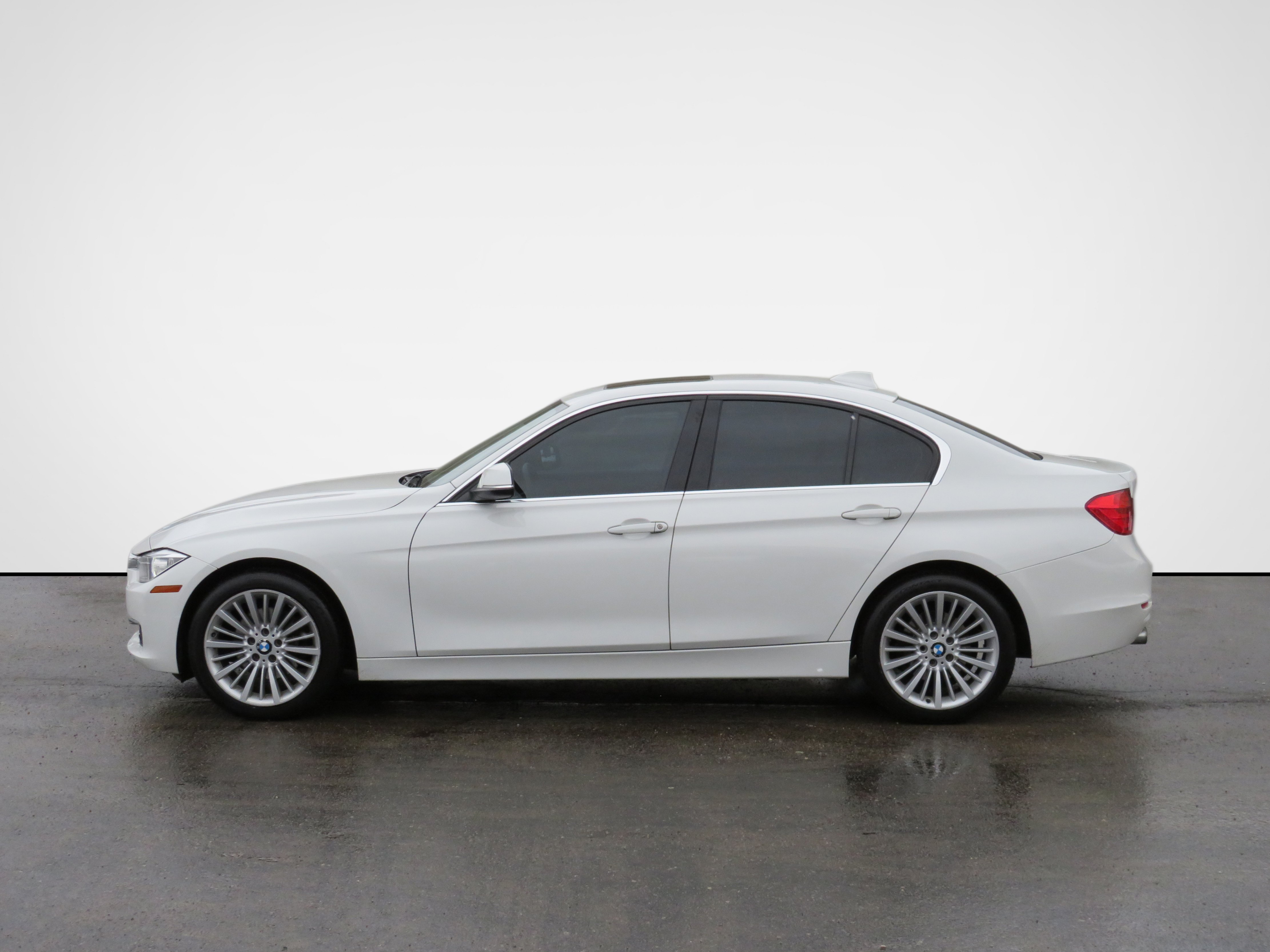 /laautomotive/2014-BMW-3-Series-8864766008805287.jpg