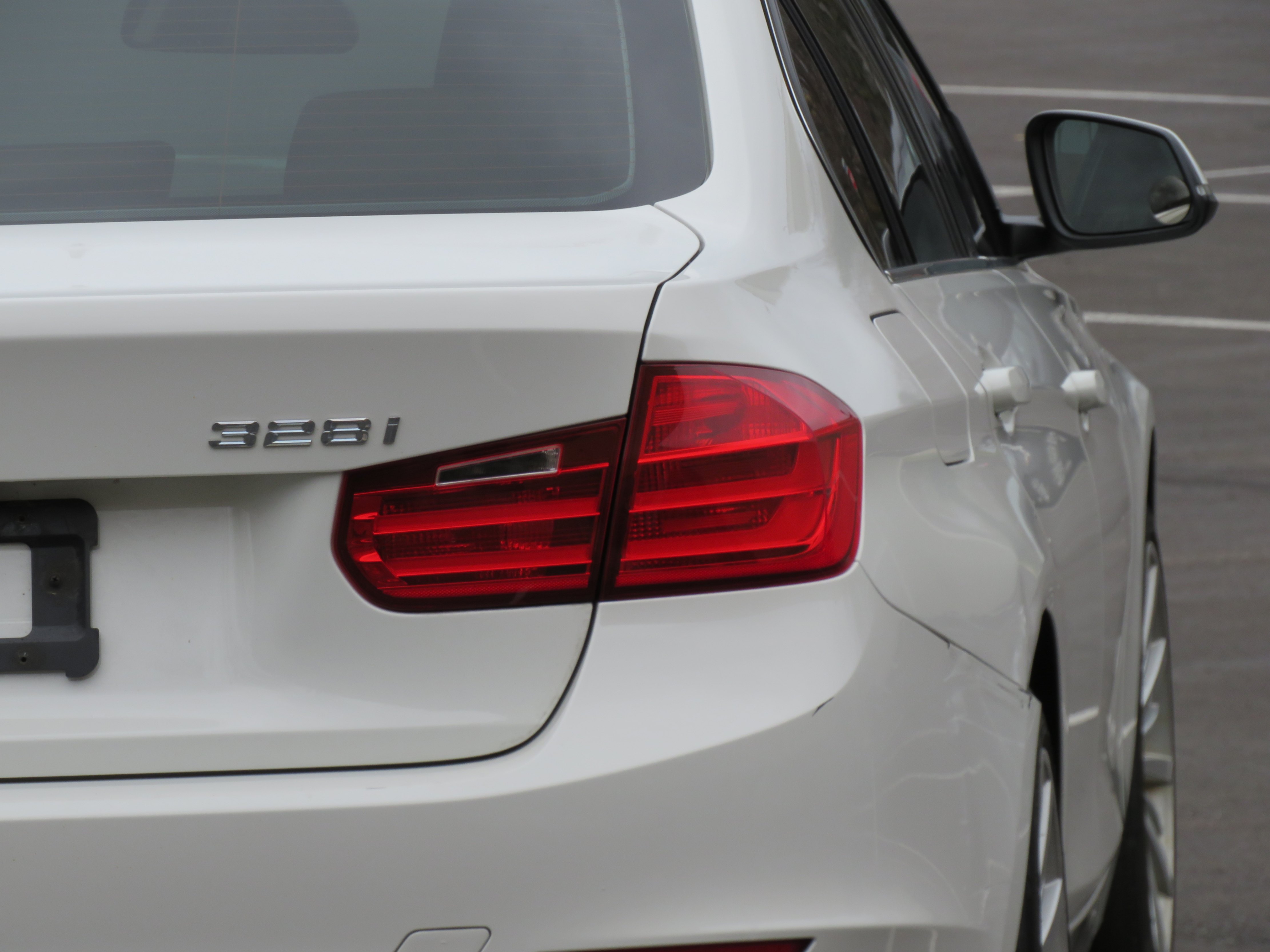 /laautomotive/2014-BMW-3Series-27912110422855063.jpg