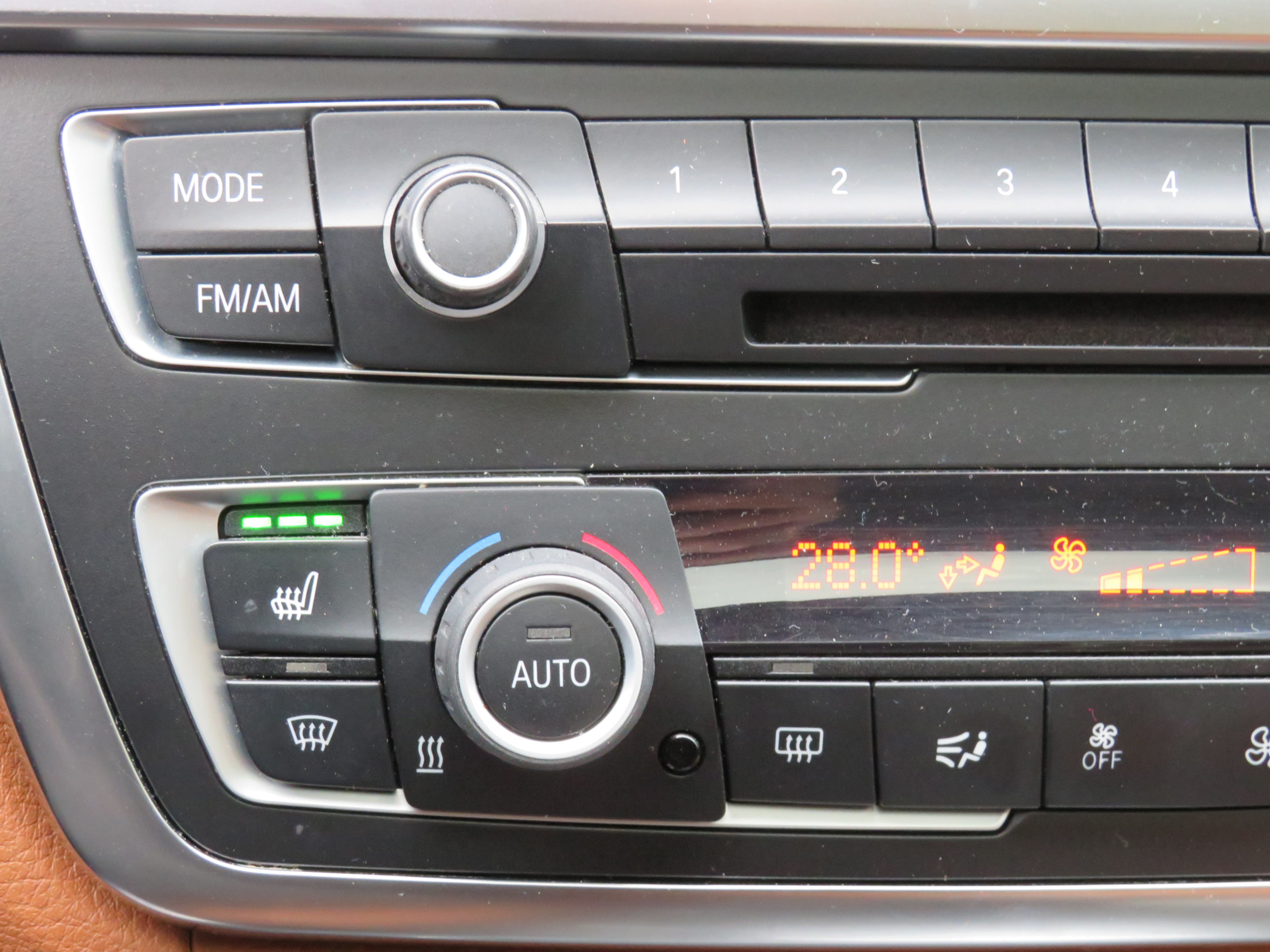 /laautomotive/2014-BMW-3Series-39030145256360305.jpg