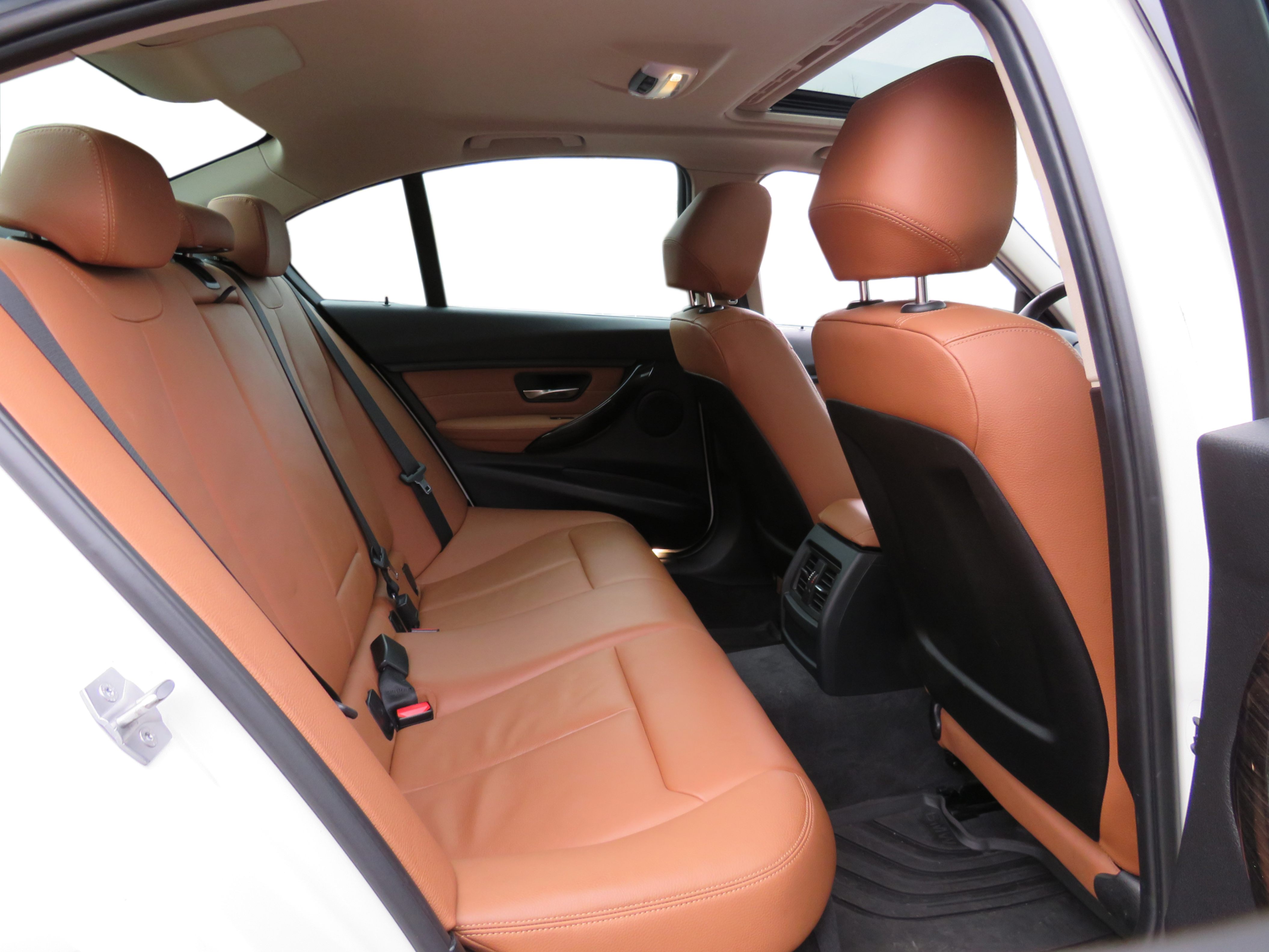 /laautomotive/2014-BMW-3Series-6858539706282243.jpg