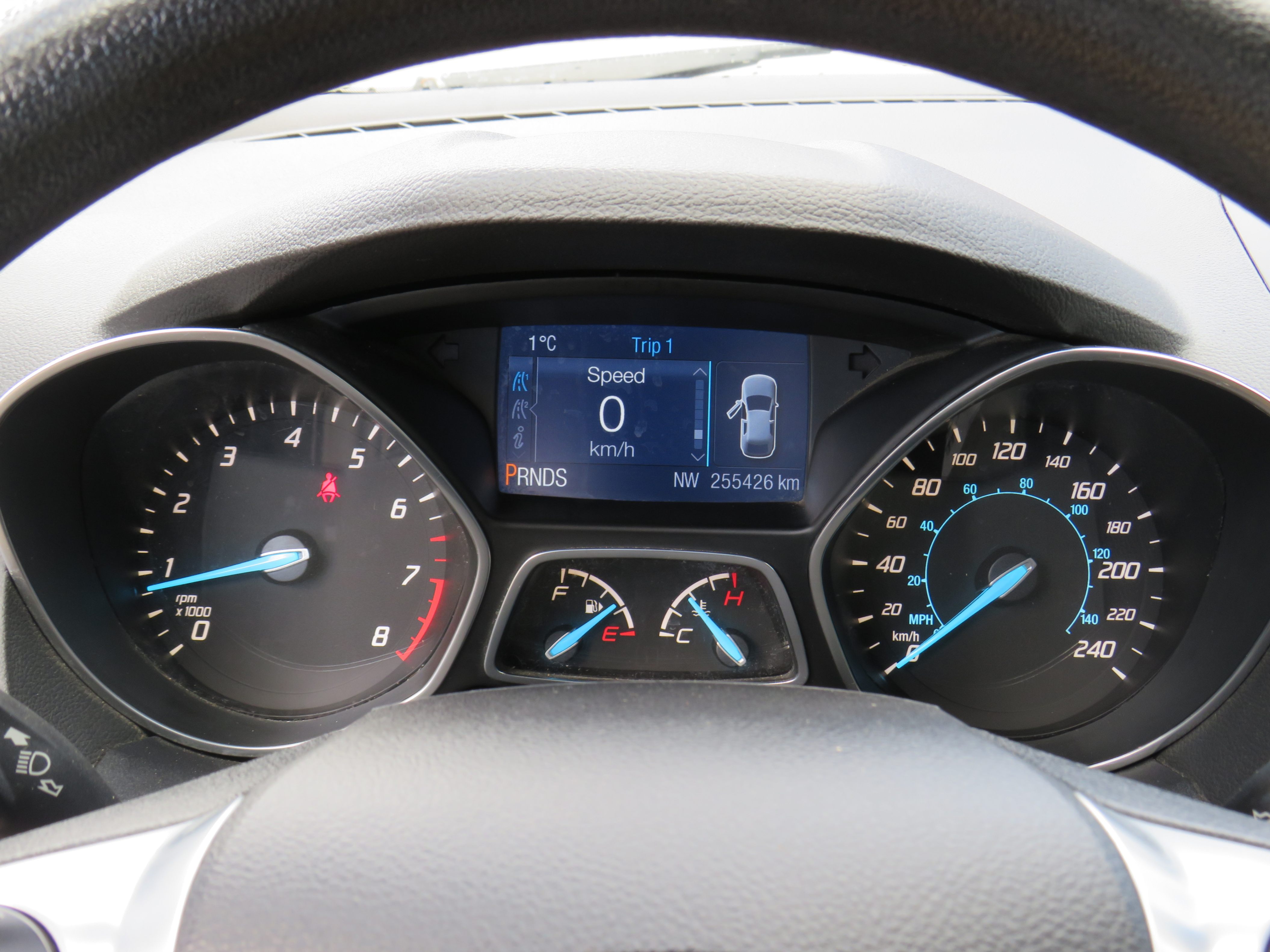 /laautomotive/2014-Ford-Escape-09789120321537403.jpg