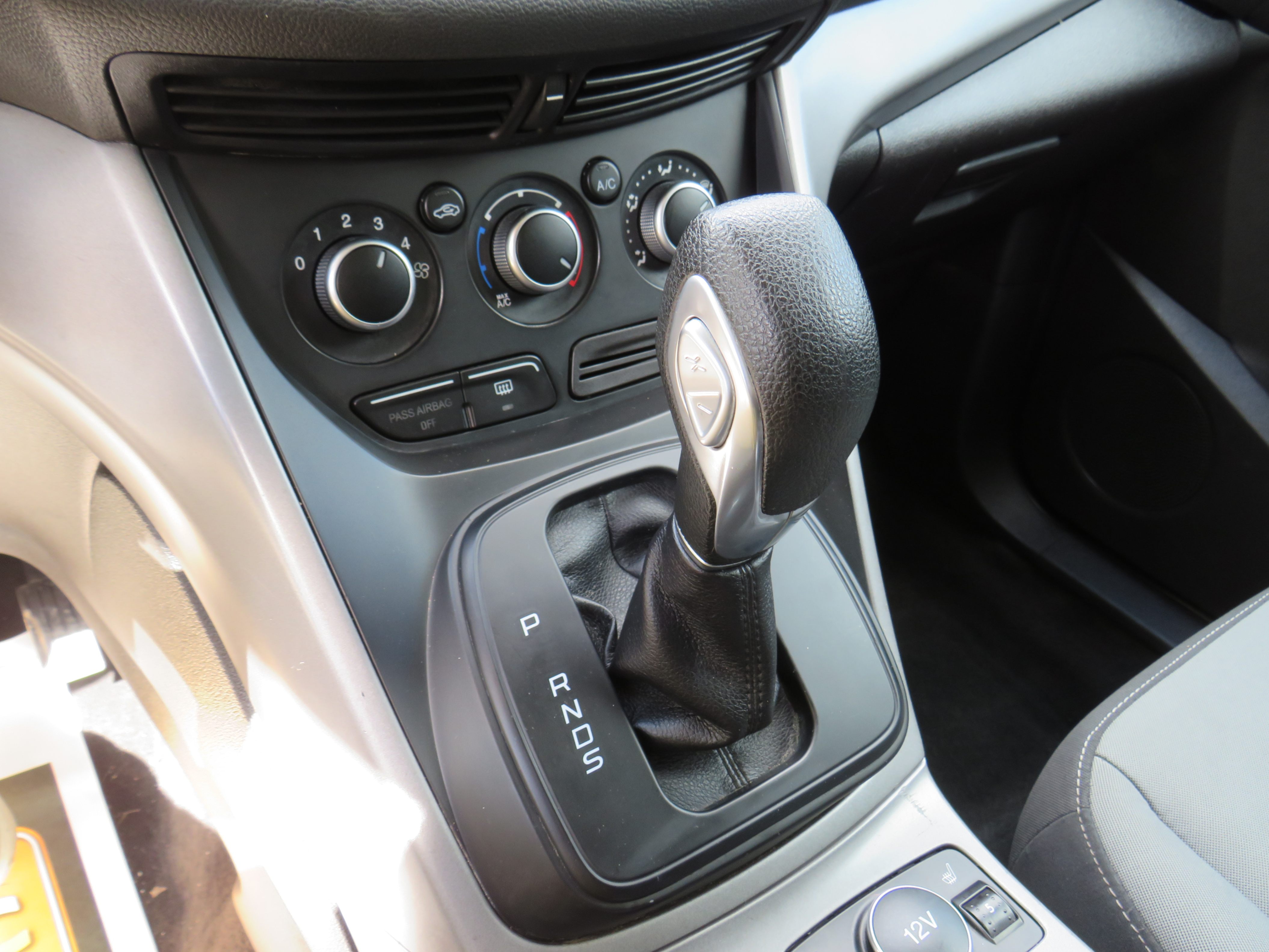 /laautomotive/2014-Ford-Escape-4469062140810194.jpg