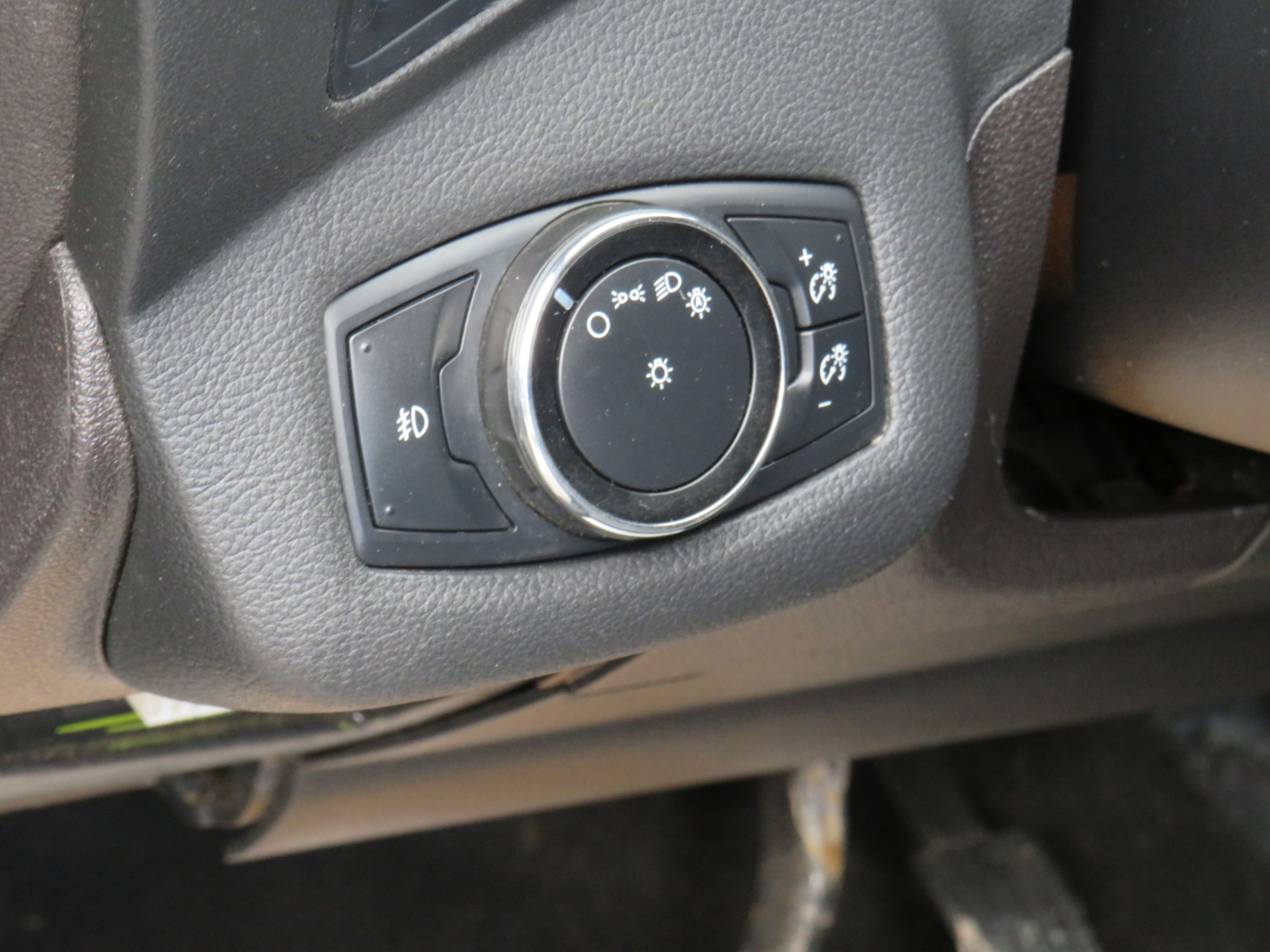 /laautomotive/2014-Ford-Escape-6541221968056485.jpg