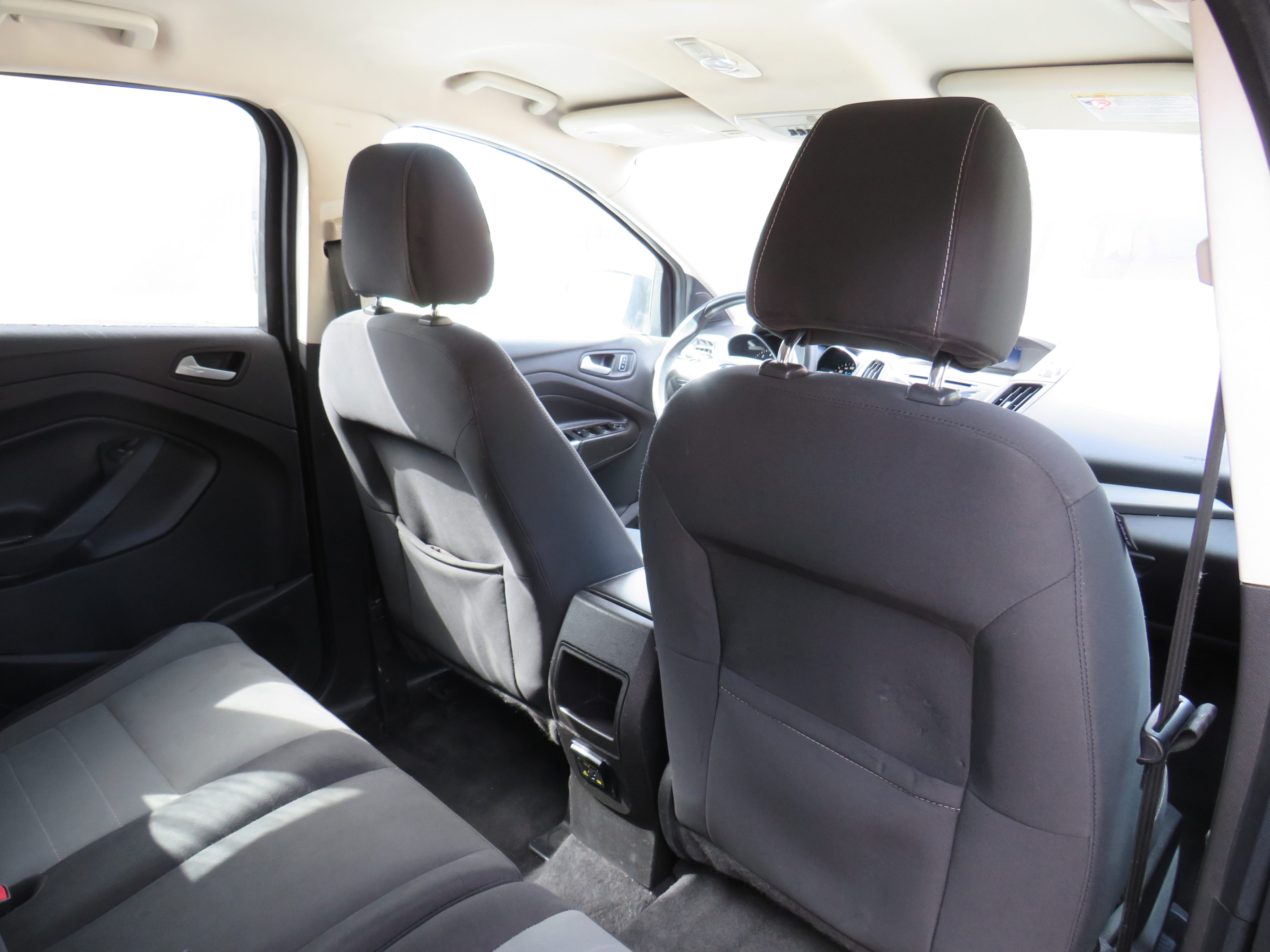 /laautomotive/2014-Ford-Escape-8142195216357728.jpg