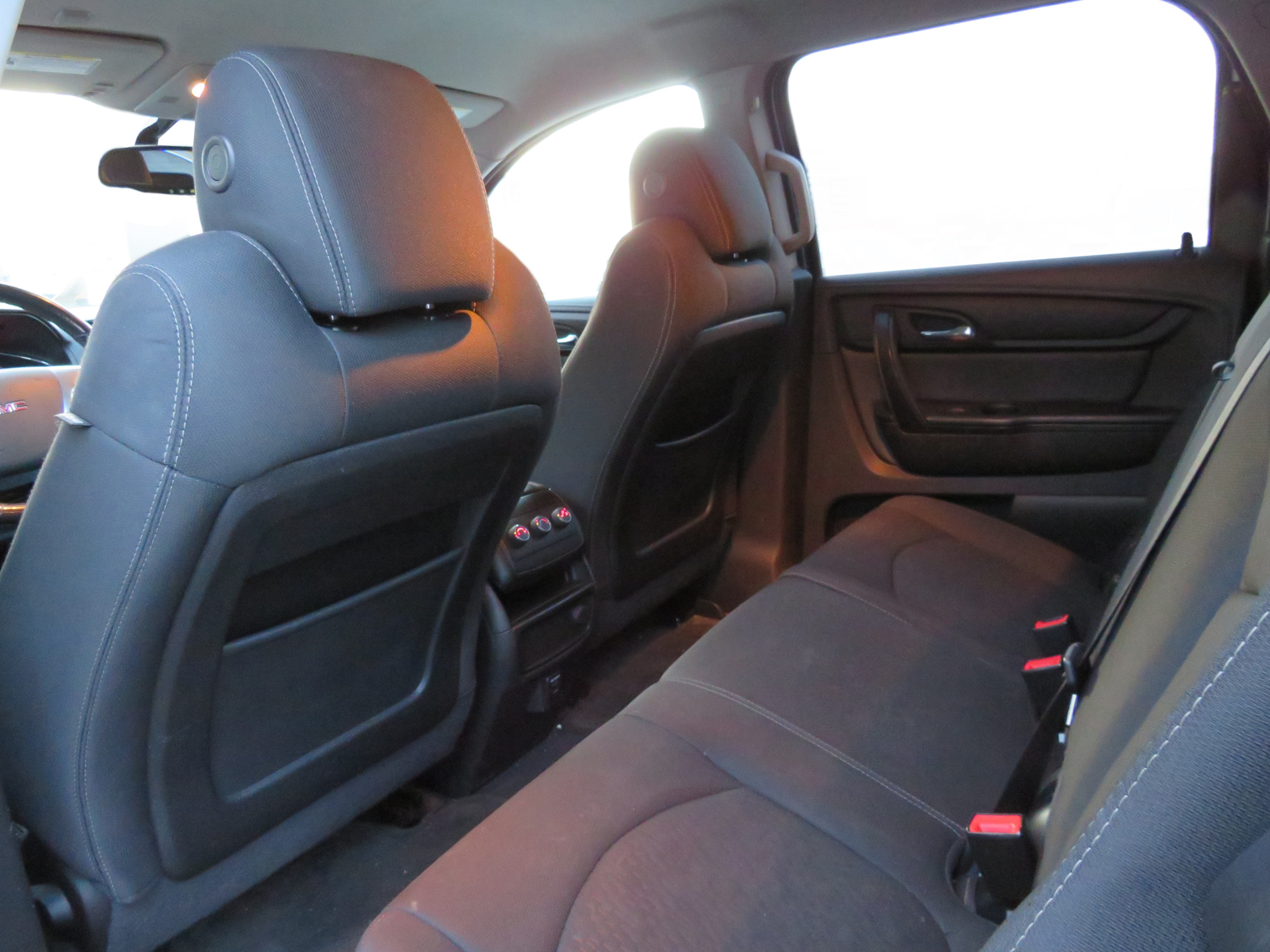/laautomotive/2014-GMC-Acadia-14584593824658554.jpg