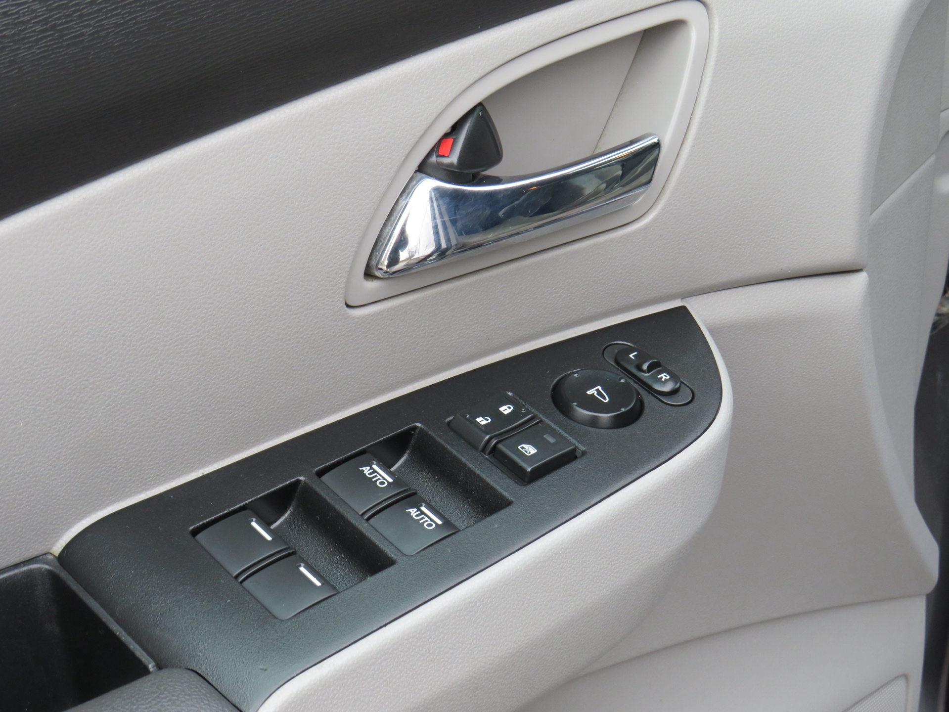 /laautomotive/2014-Honda-Odyssey-14666742027942226.jpg