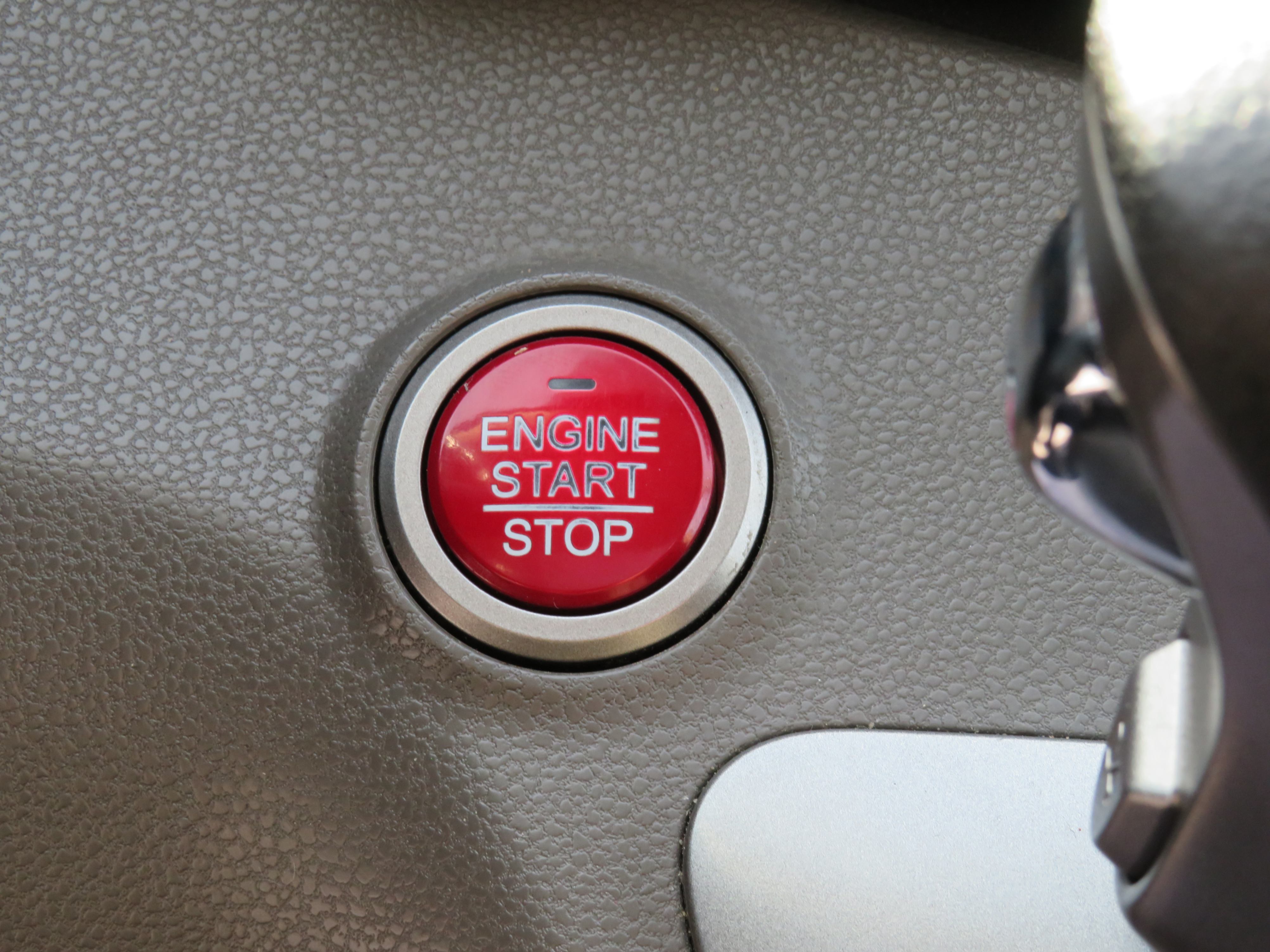 /laautomotive/2014-Honda-Odyssey-46746303632845776.jpg