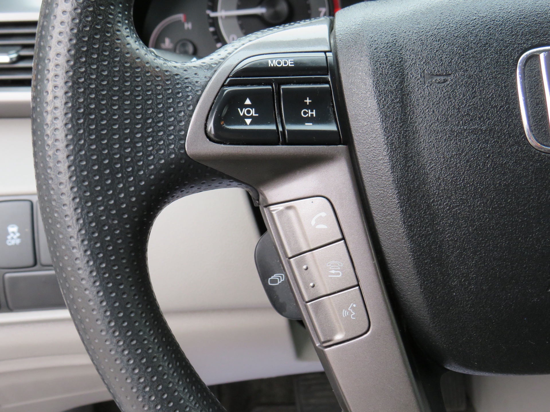 /laautomotive/2014-Honda-Odyssey-7025277113066208.jpg