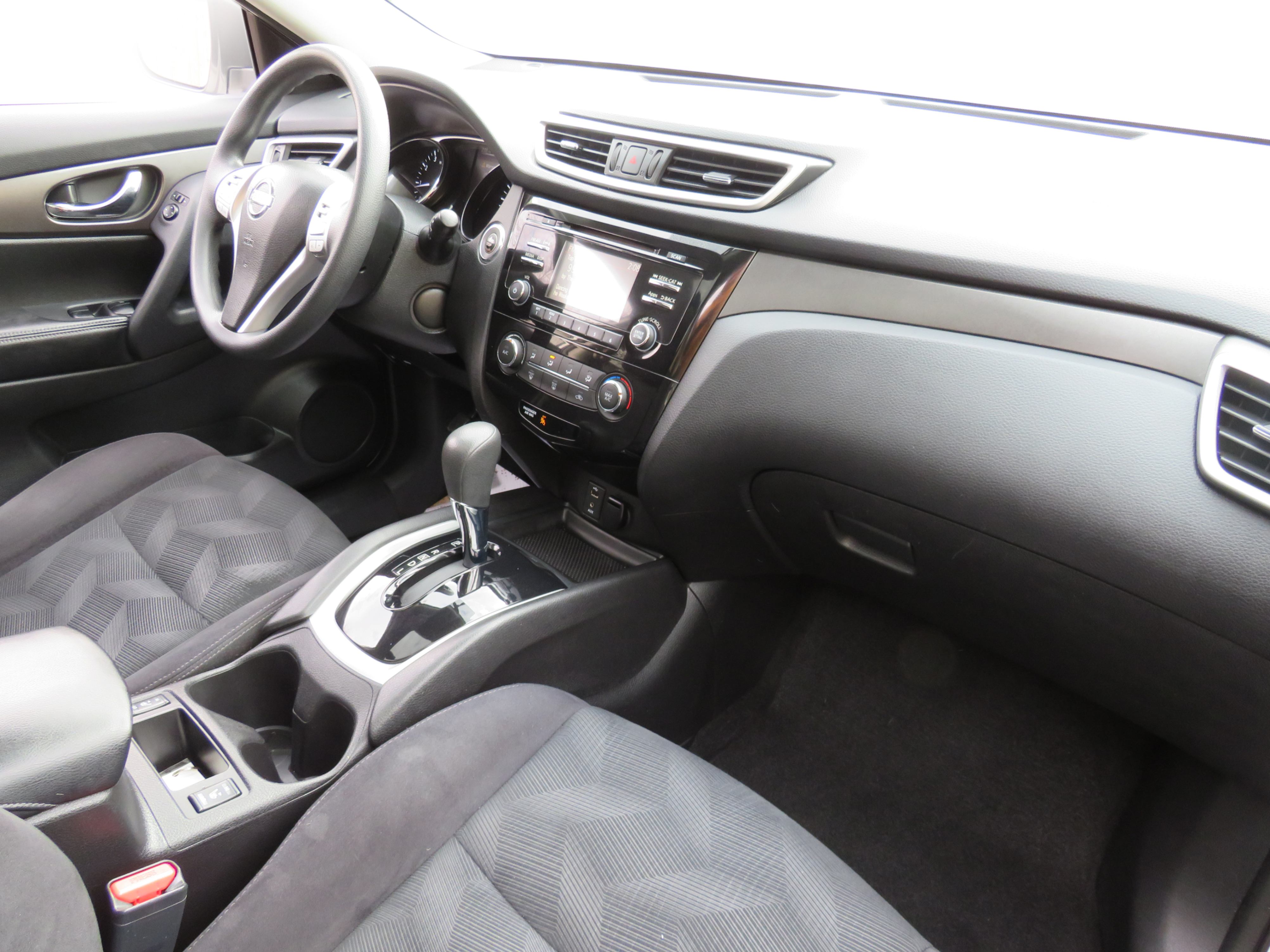 /laautomotive/2014-Nissan-Rogue-035051946841453185.jpg