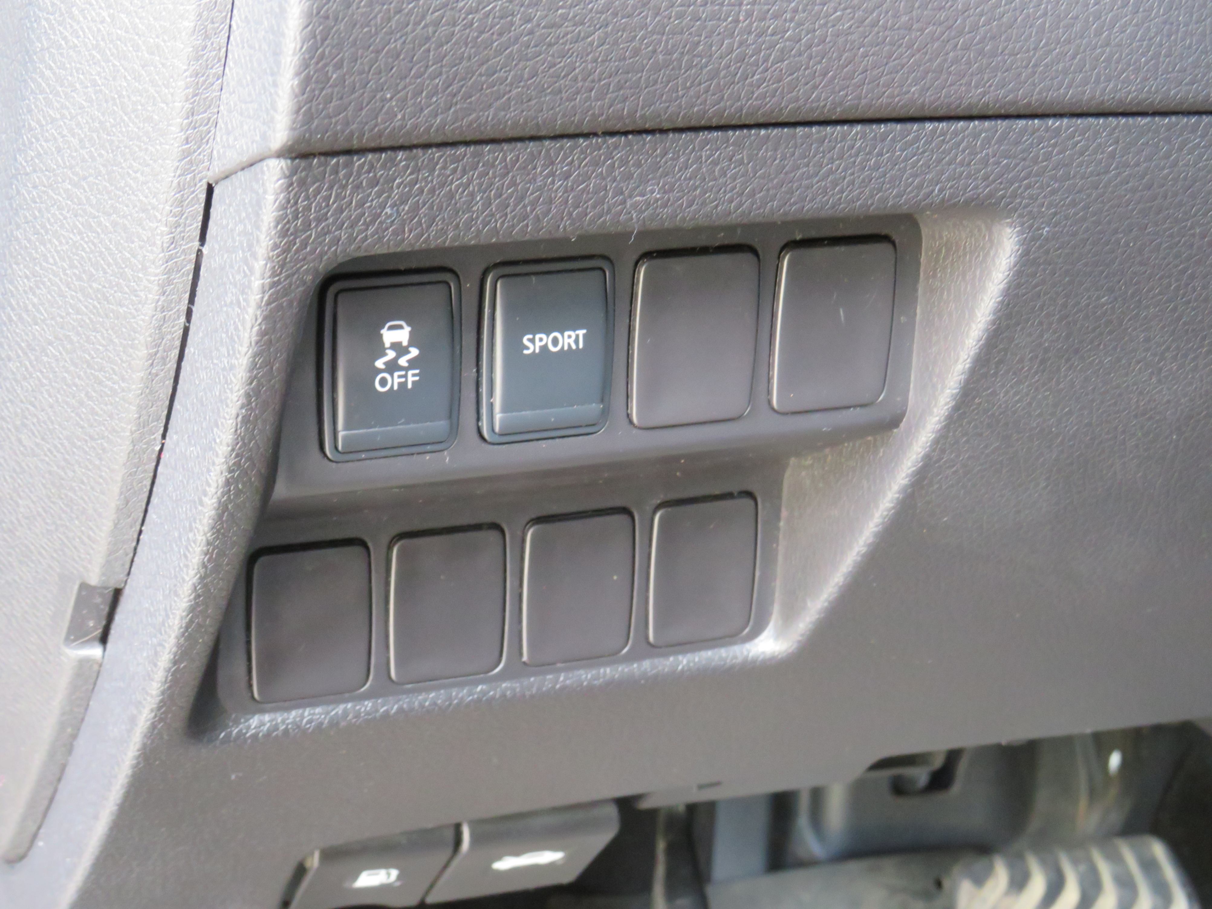 /laautomotive/2014-Nissan-Rogue-36250539016310945.jpg