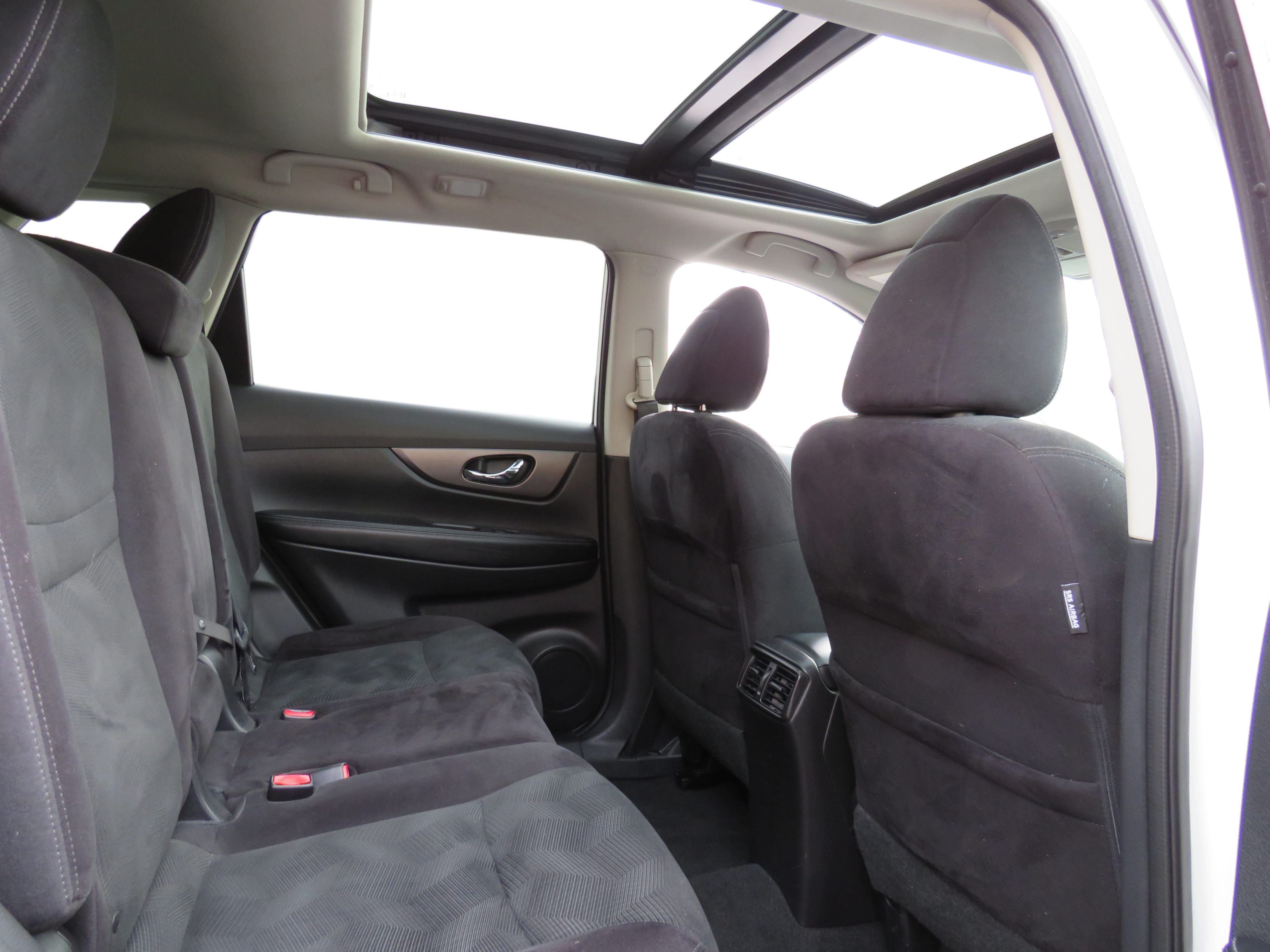 /laautomotive/2014-Nissan-Rogue-7754767345200717.jpg