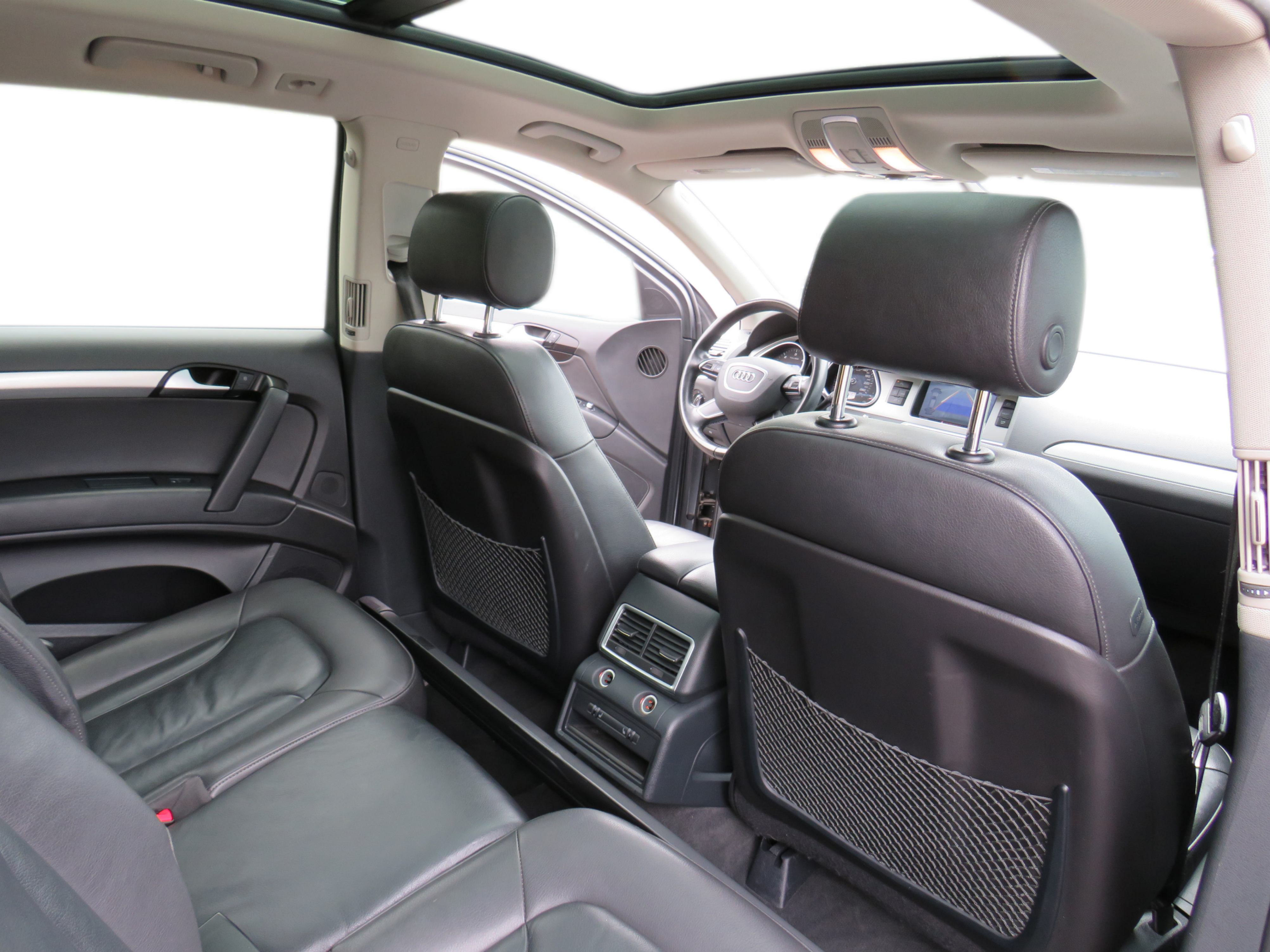 /laautomotive/2015-Audi-Q7-6654492622041415.jpg
