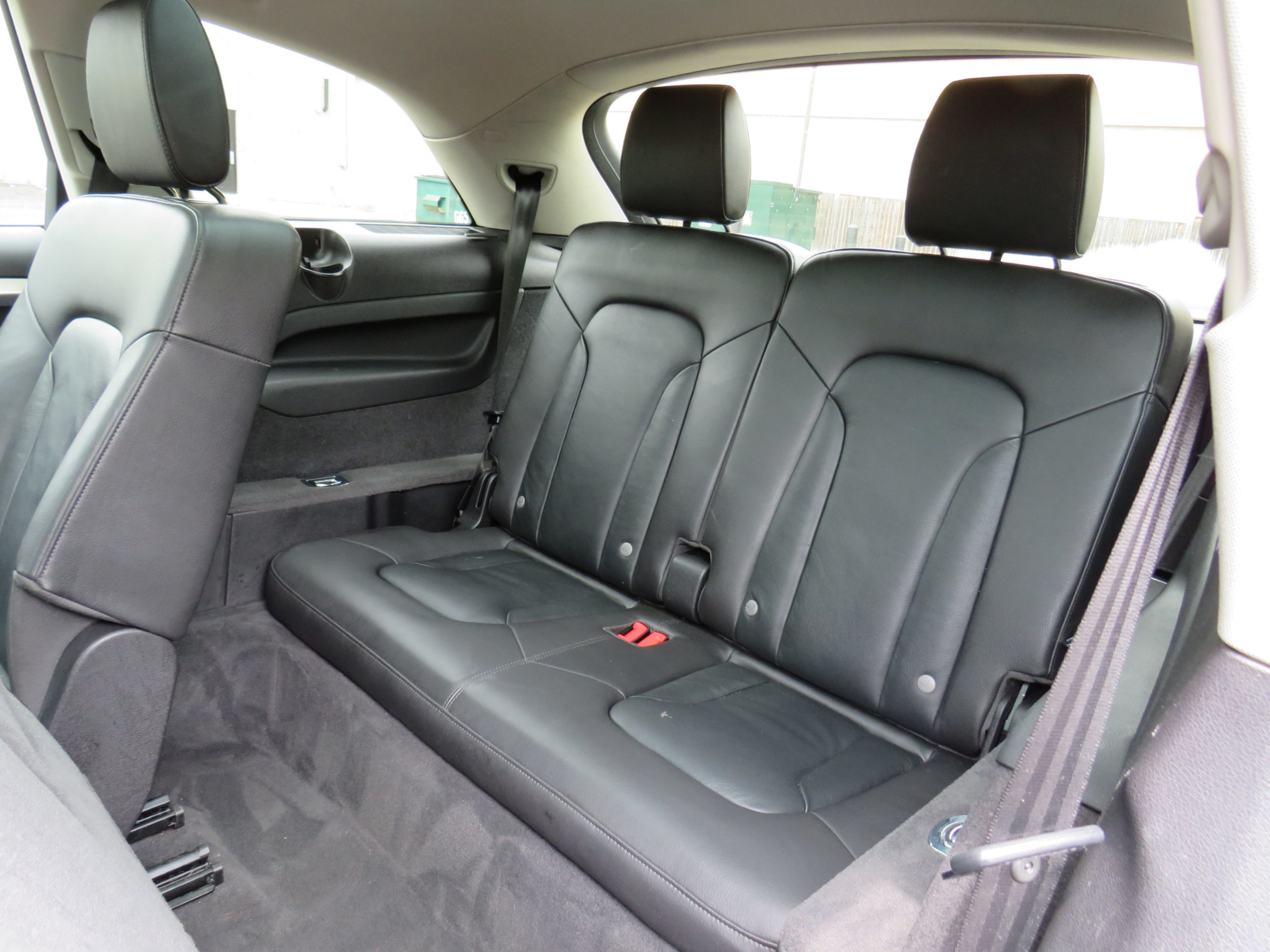 /laautomotive/2015-Audi-Q7-7154274835409433.jpg