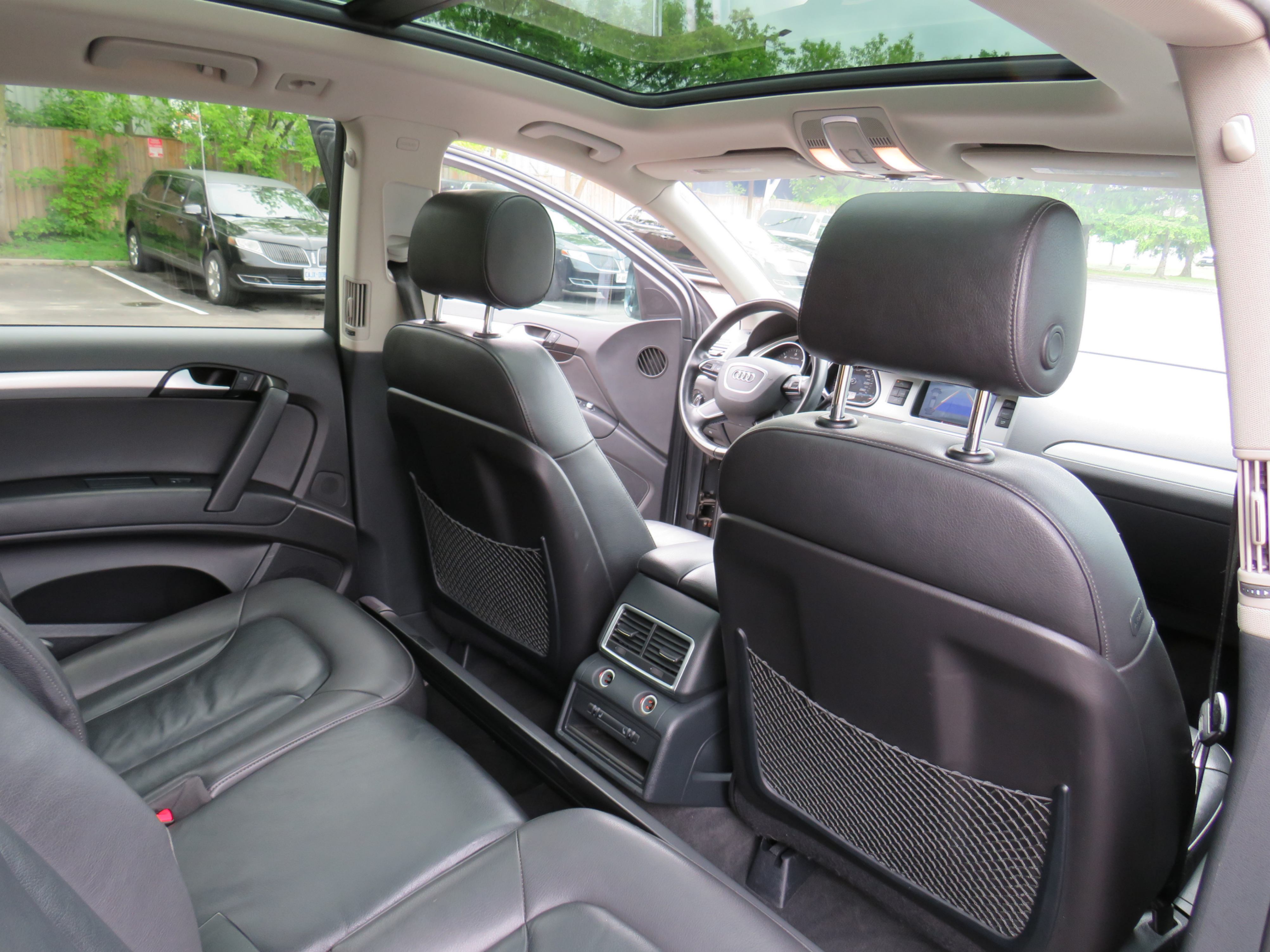 /laautomotive/2015-Audi-Q7-9682920916203734.jpg