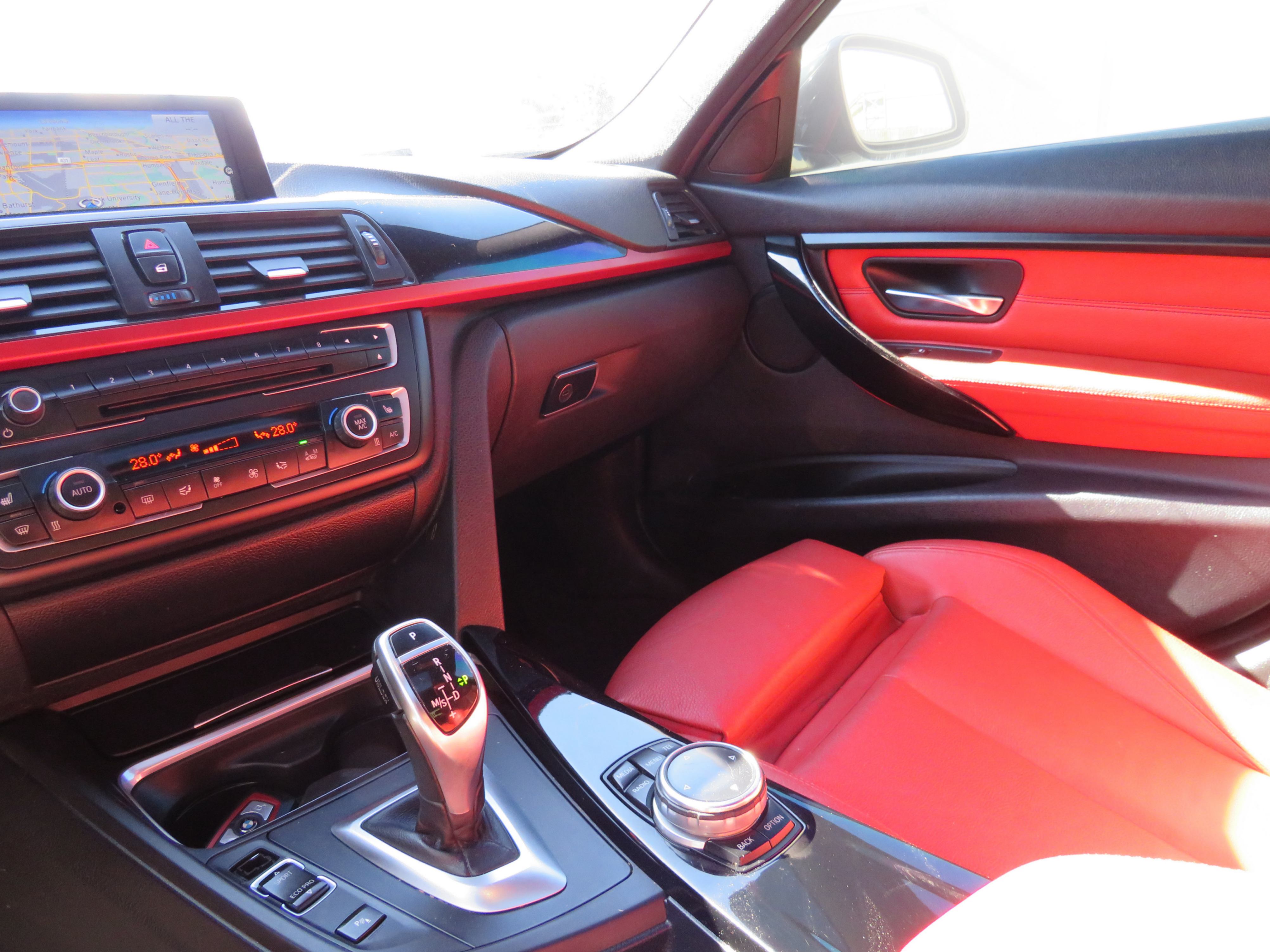 /laautomotive/2015-BMW-3Series-9059350569557791.jpg