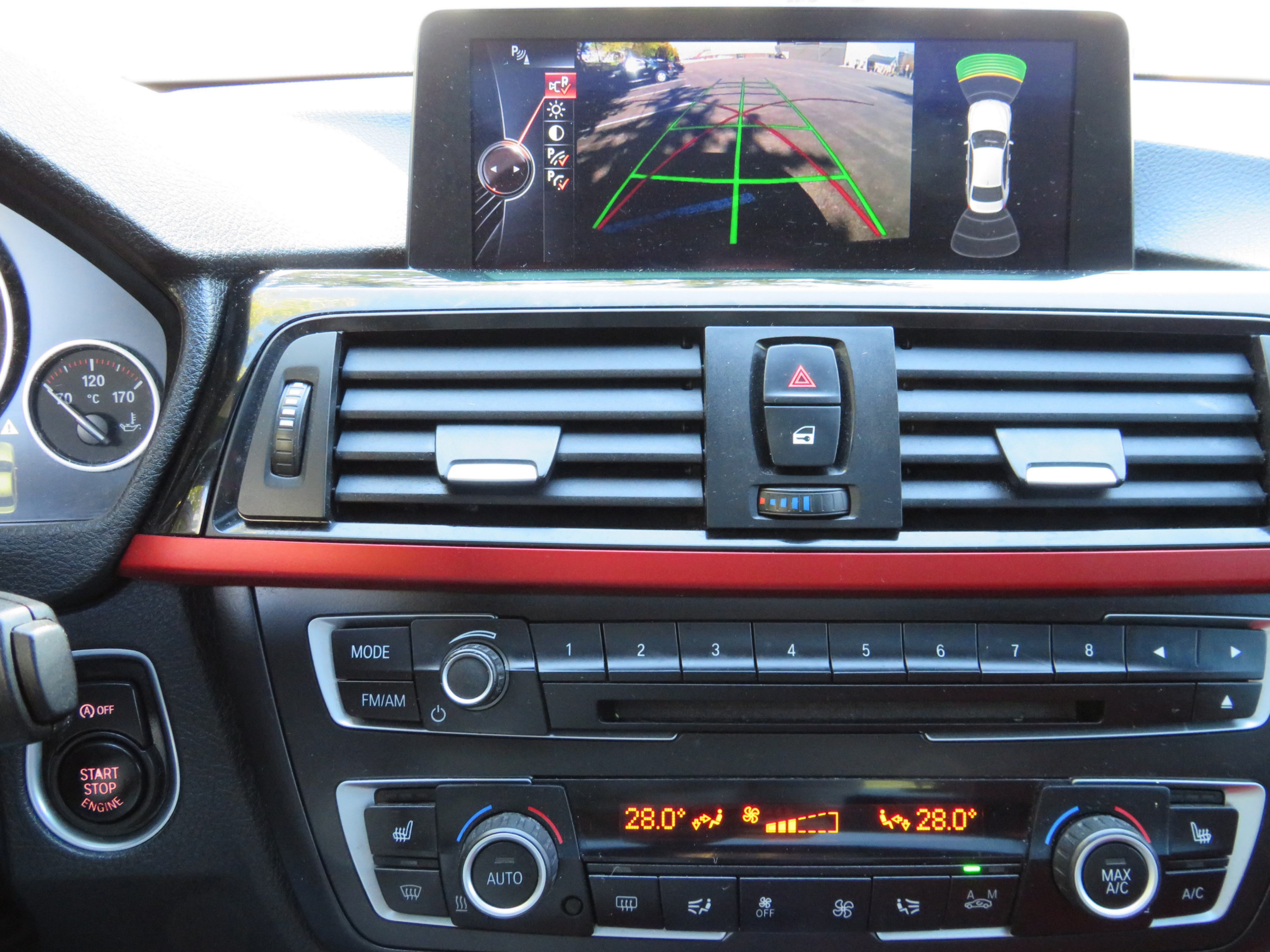 /laautomotive/2015-BMW-3Series-9839930177160605.jpg