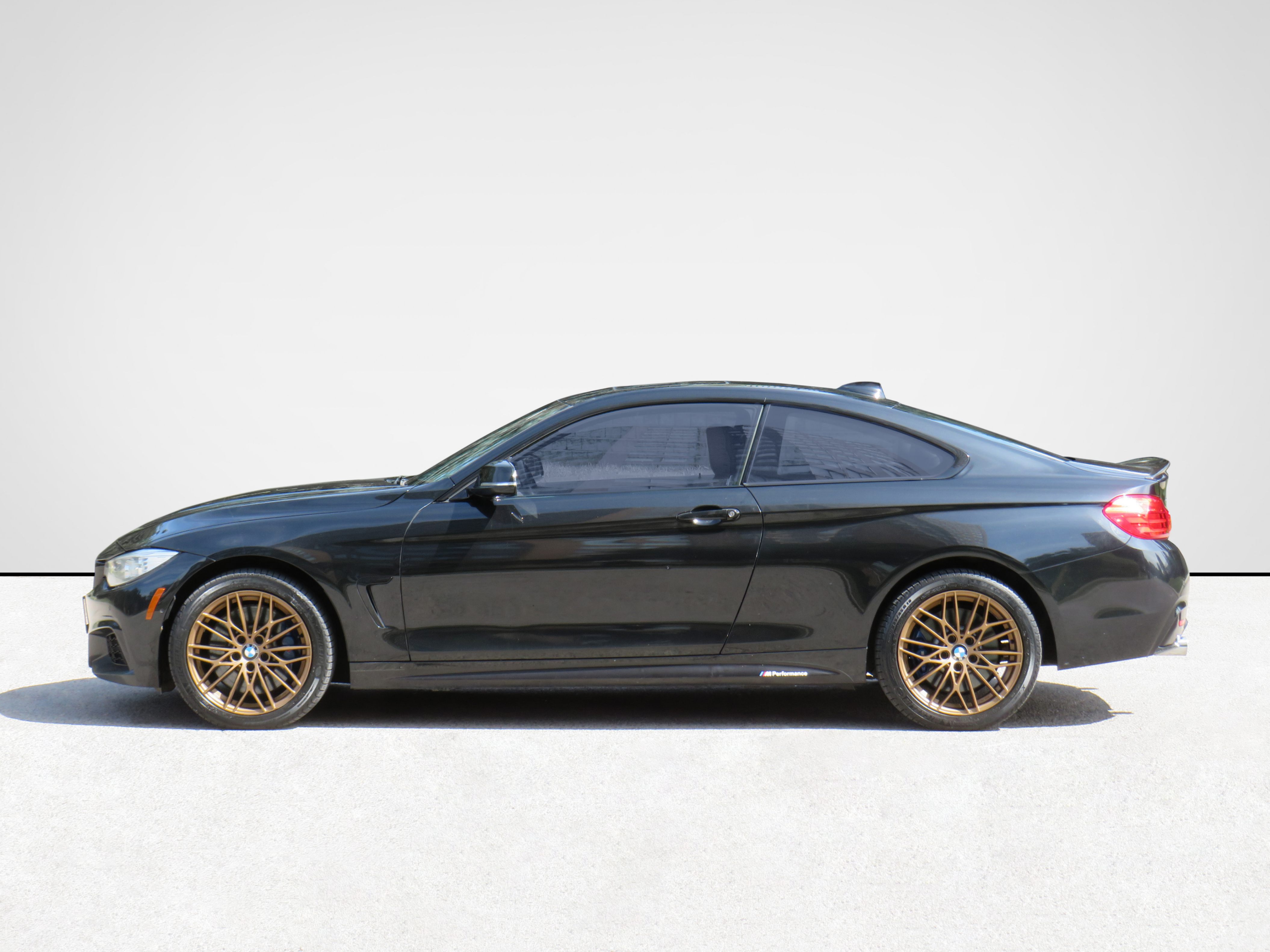 /laautomotive/2015-BMW-4Series-9305166484646845.jpg