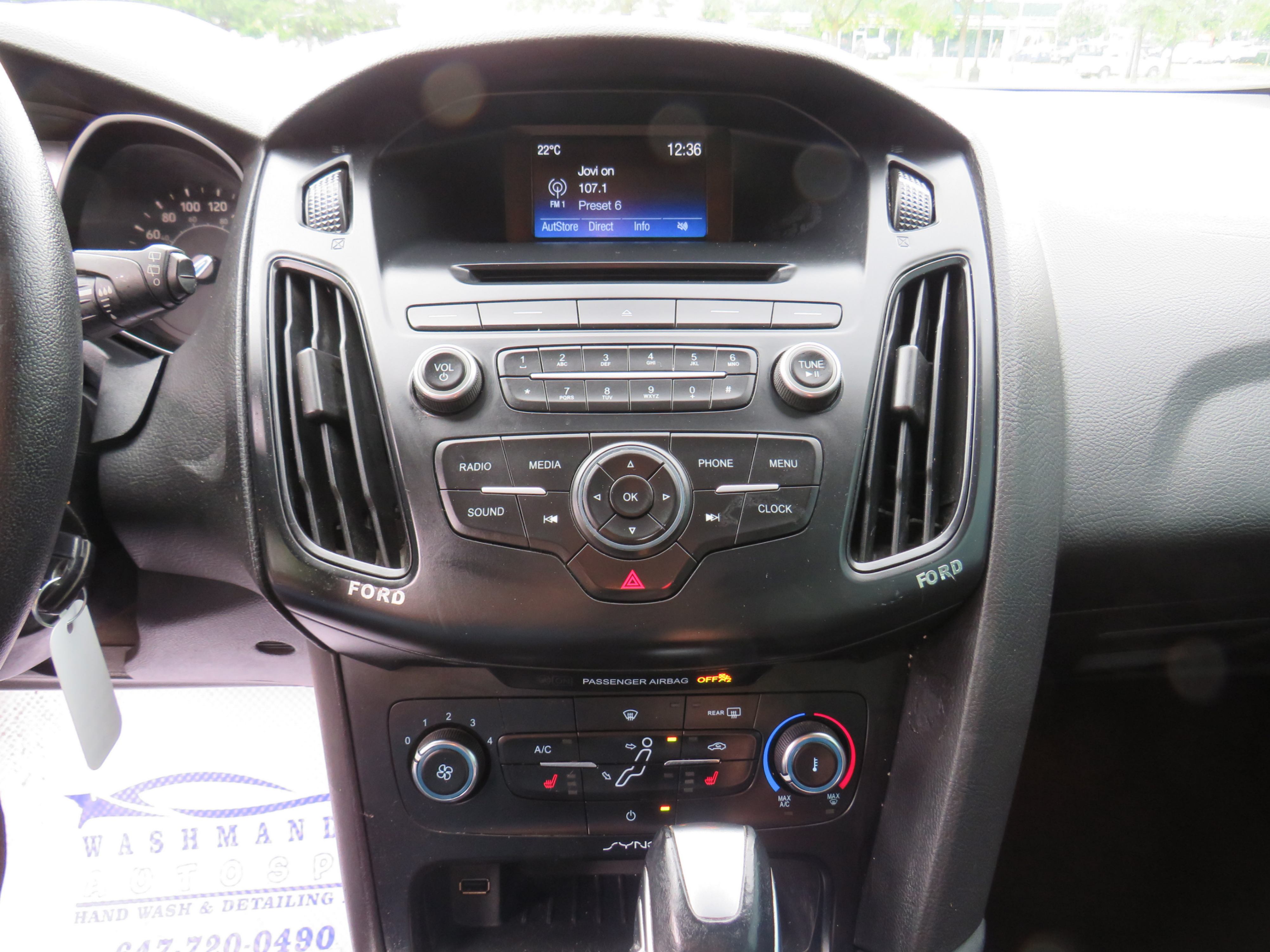 /laautomotive/2015-Ford-Focus-20848521888970284.jpg