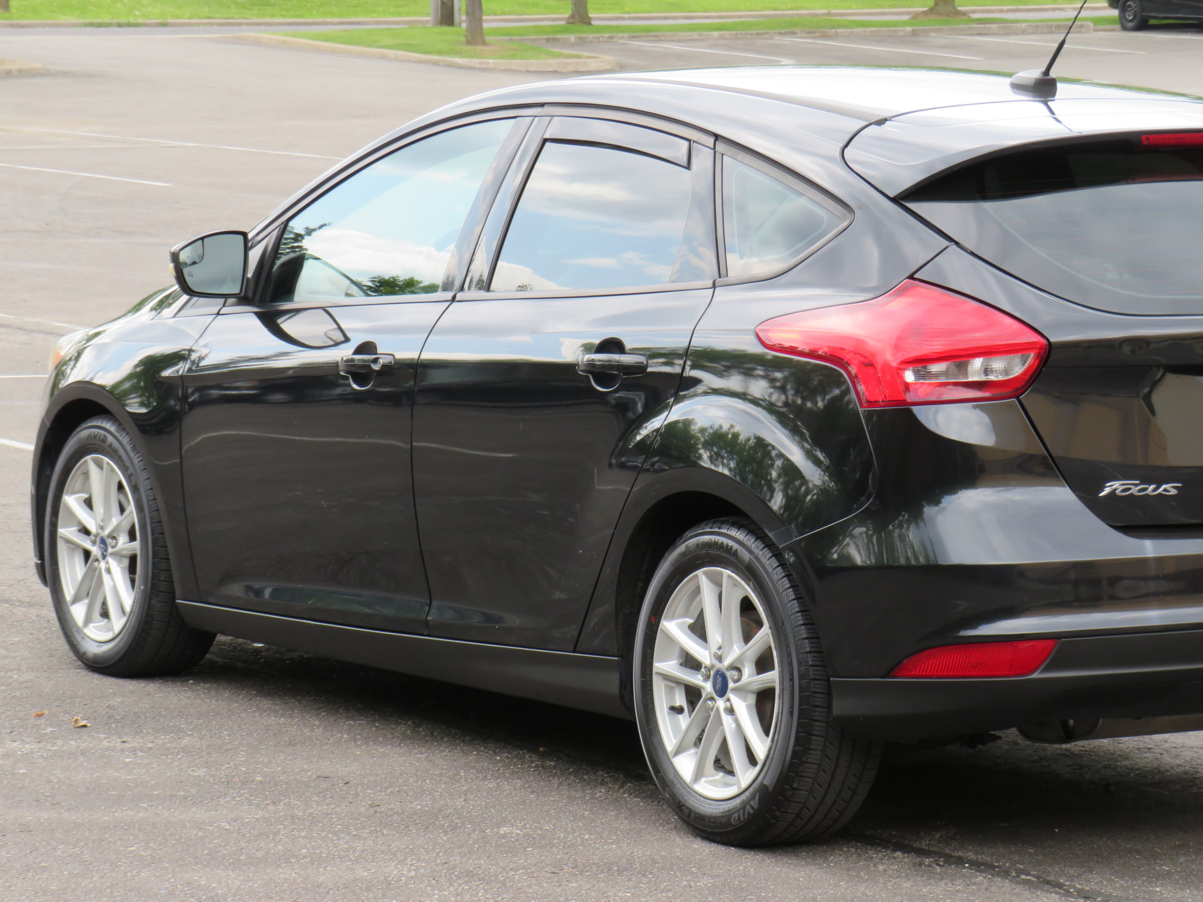 /laautomotive/2015-Ford-Focus-8068152678566707.jpg