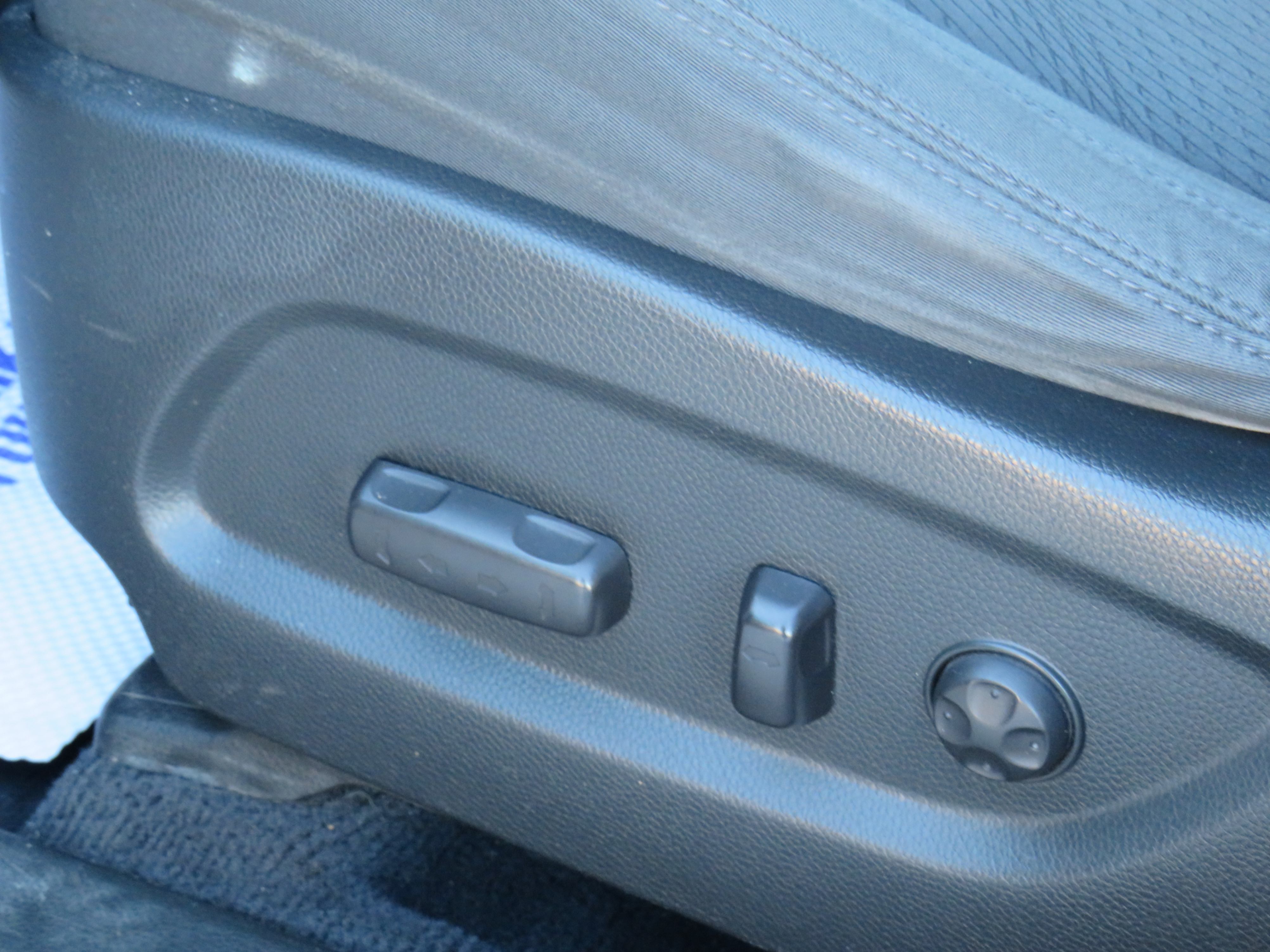 /laautomotive/2015-Hyundai-SantaFe-6233292681421365.jpg
