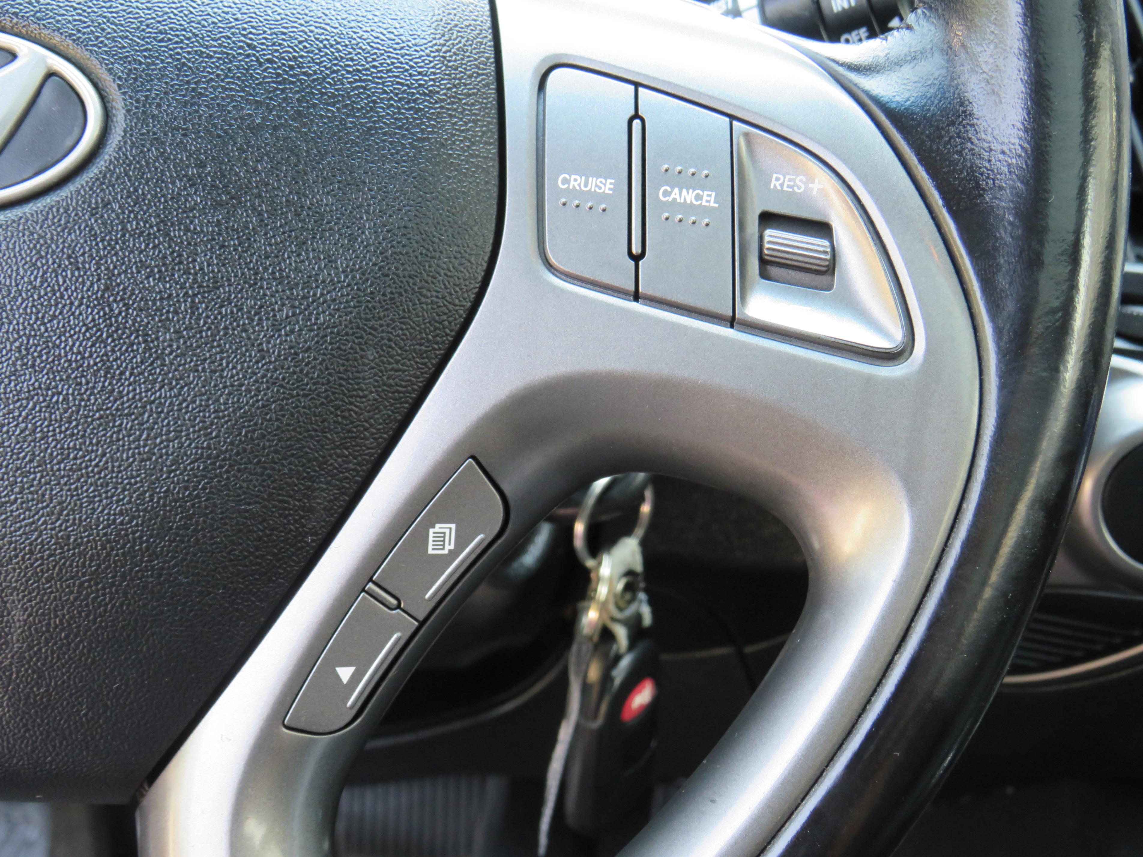 /laautomotive/2015-Hyundai-Tucson-8717884974393098.jpg