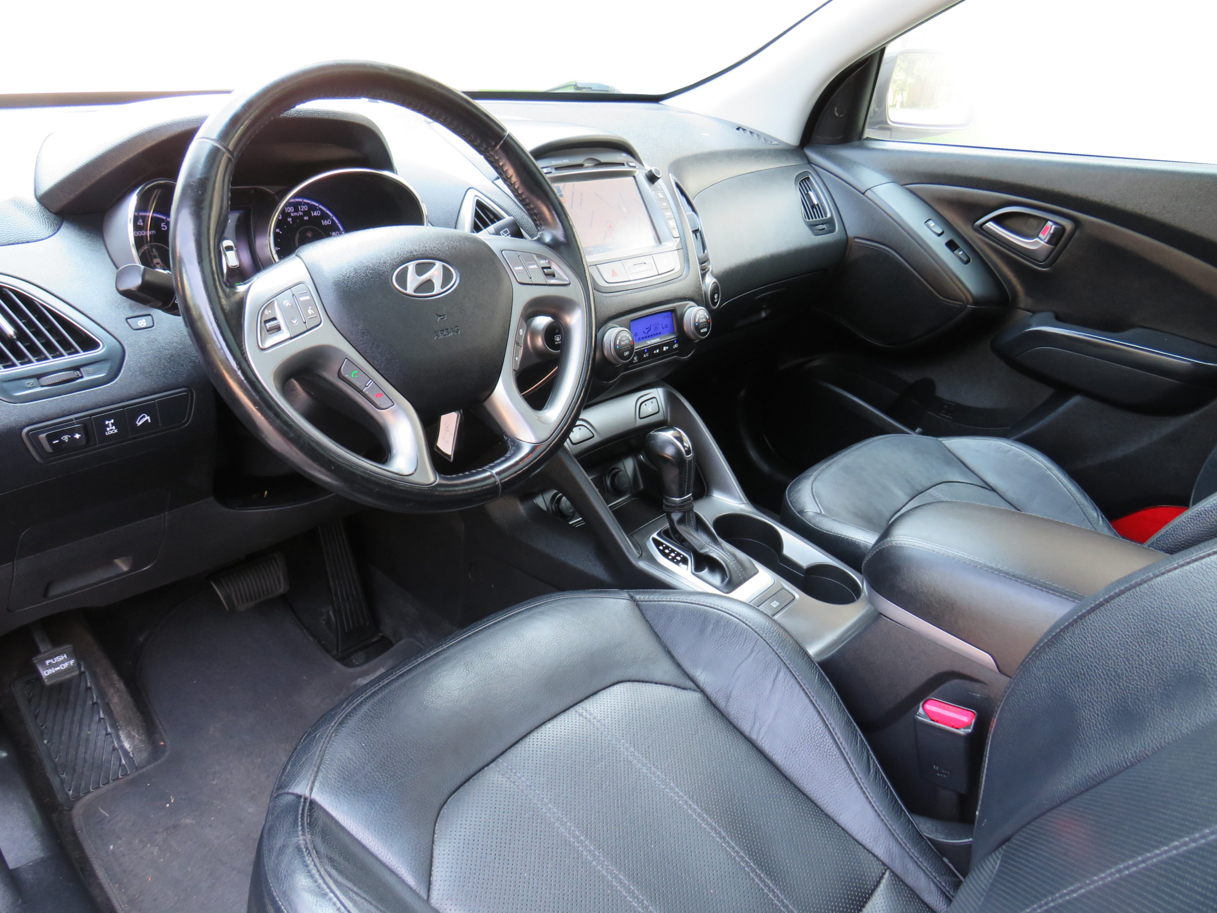 /laautomotive/2015-Hyundai-Tucson-9133155197075136.jpg
