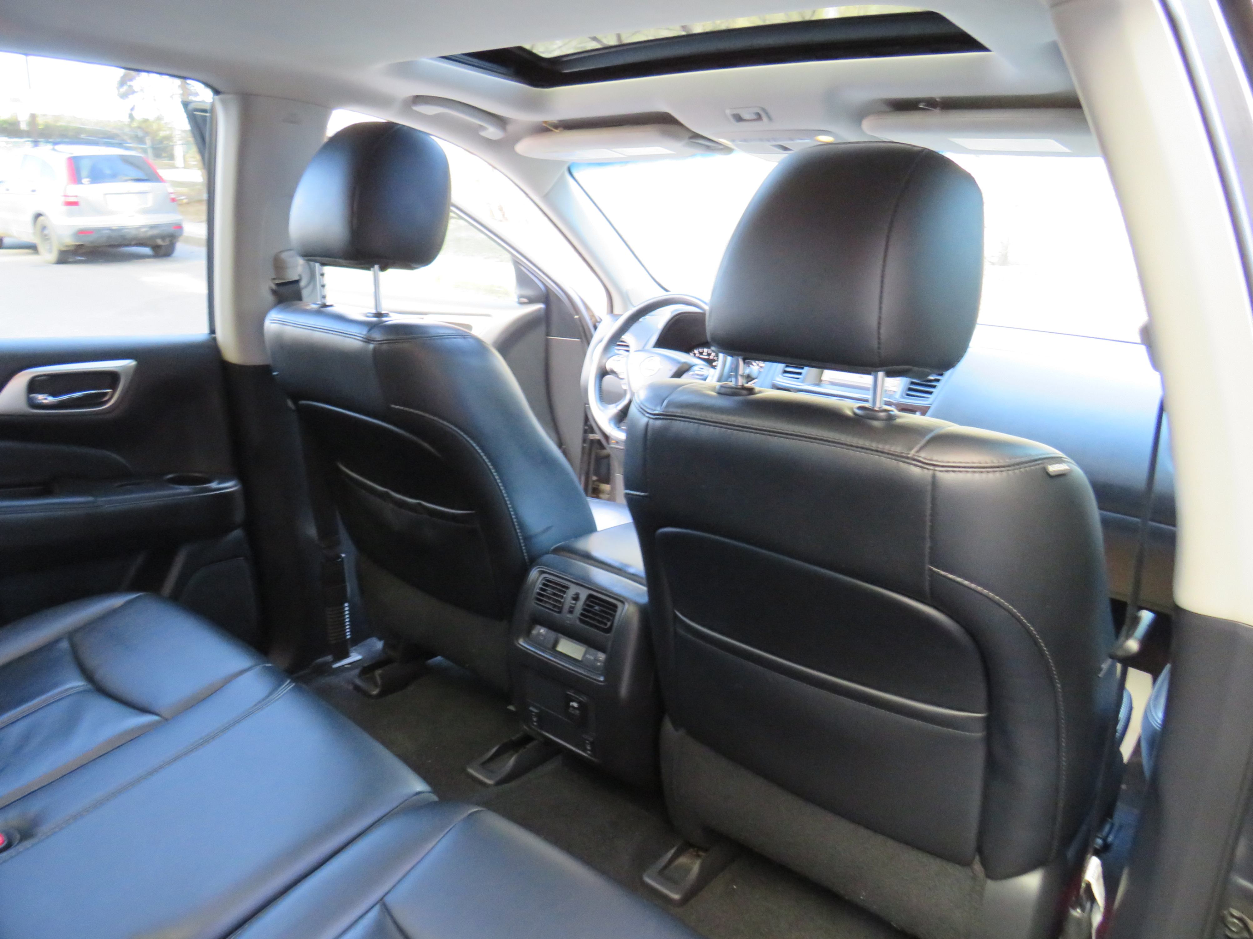 /laautomotive/2015-Nissan-Pathfinder-2830964703370542.jpg