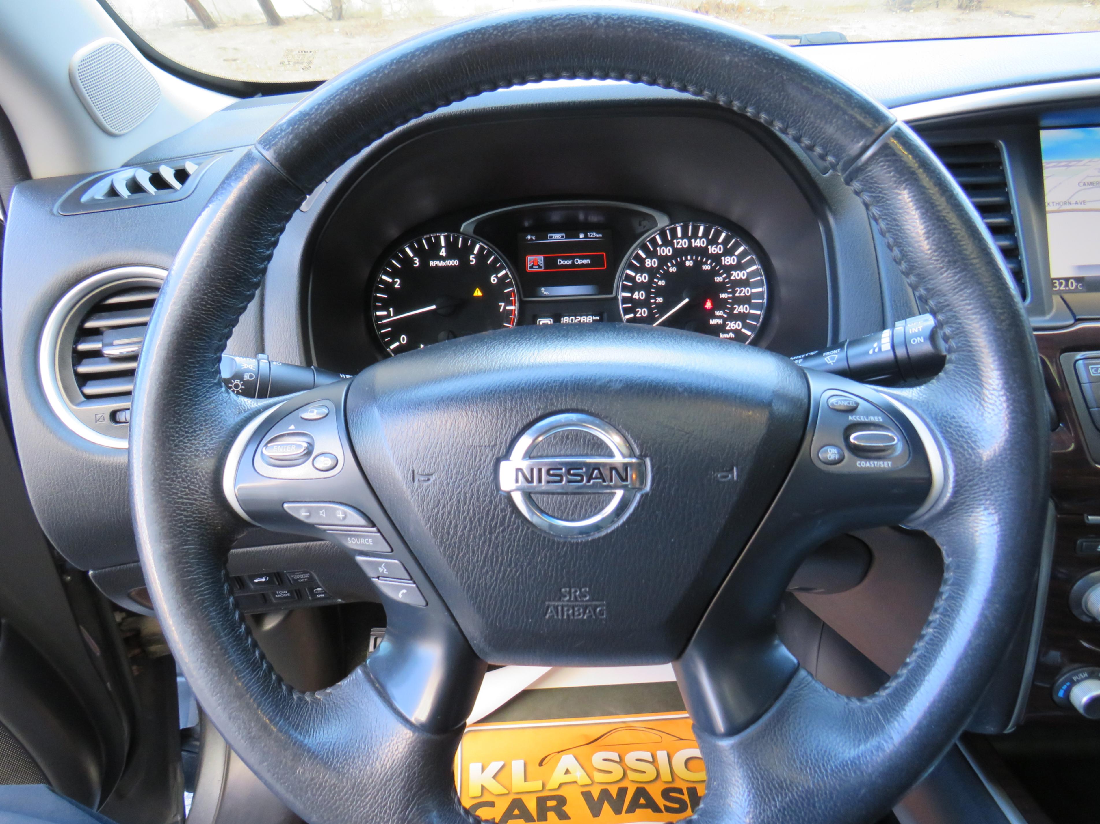 /laautomotive/2015-Nissan-Pathfinder-6515211205004157.jpg