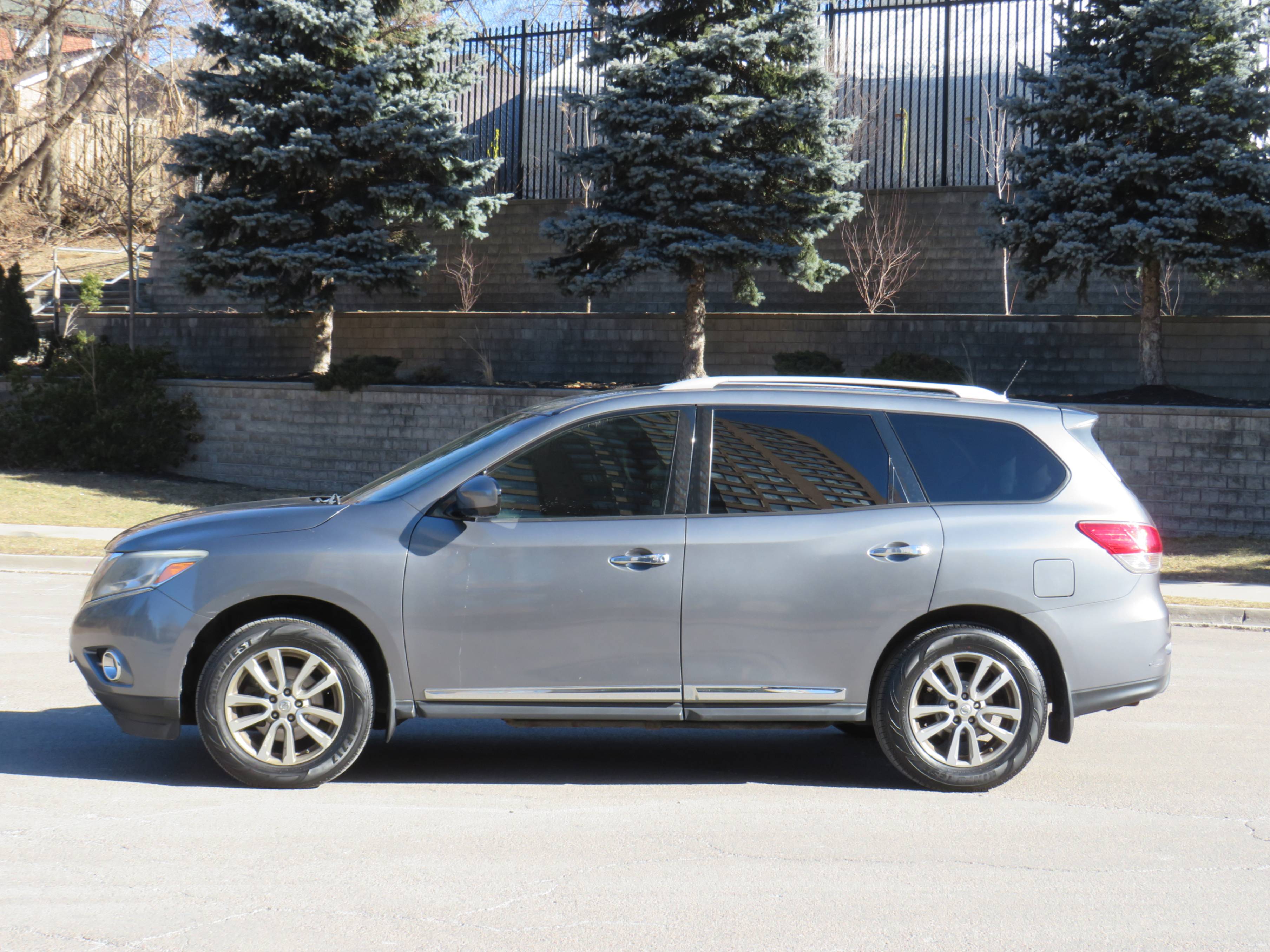 /laautomotive/2015-Nissan-Pathfinder-7572319268260308.jpg