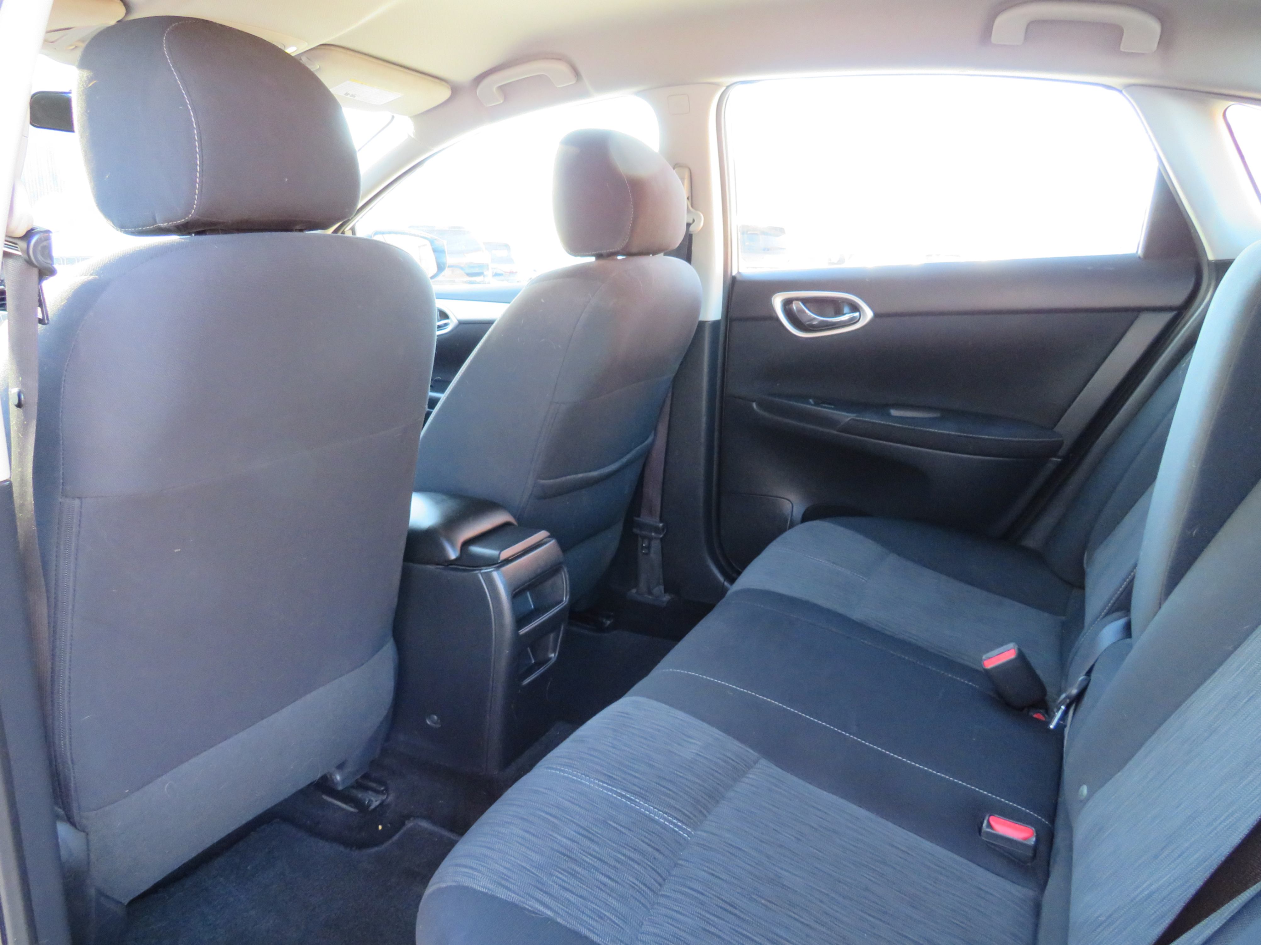 /laautomotive/2015-Nissan-Sentra-2937188298603648.jpg