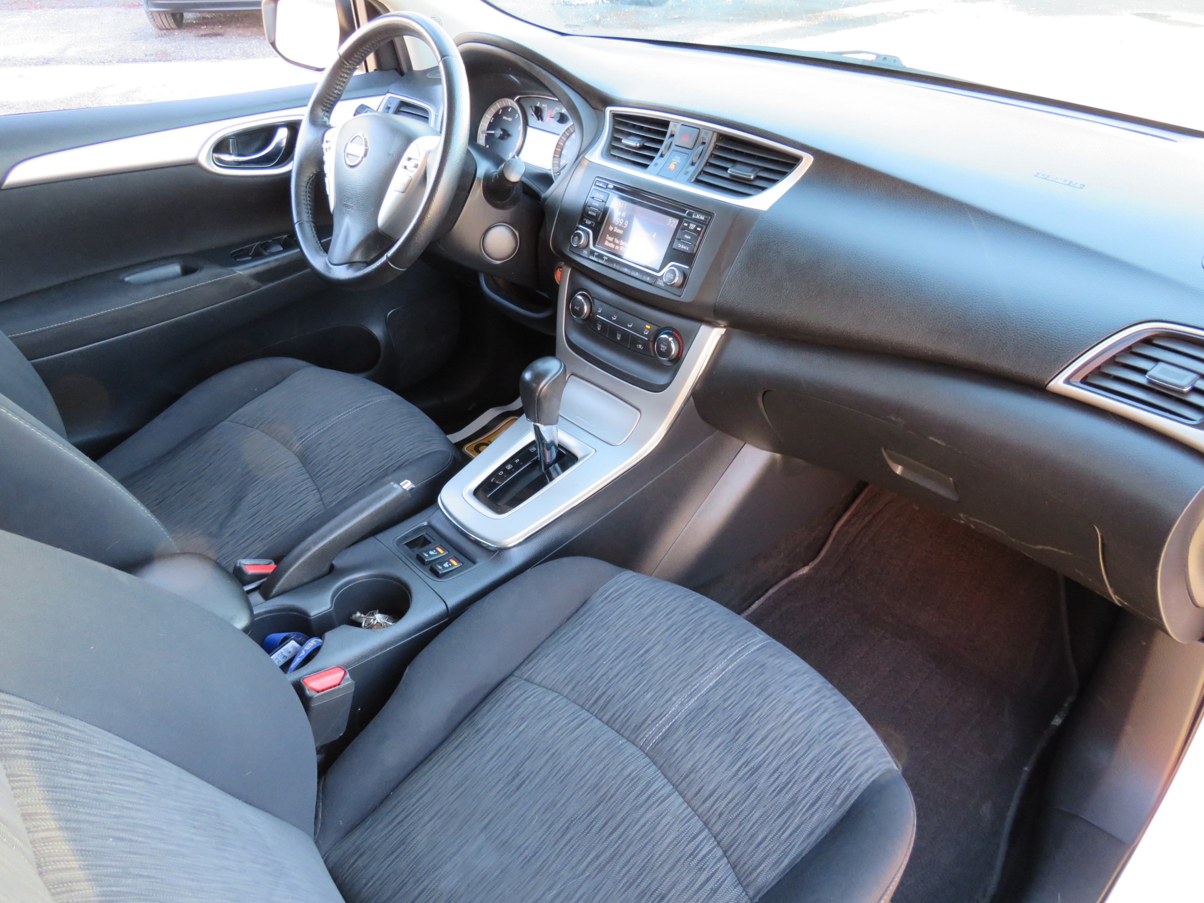 /laautomotive/2015-Nissan-Sentra-7633935682249609.jpg