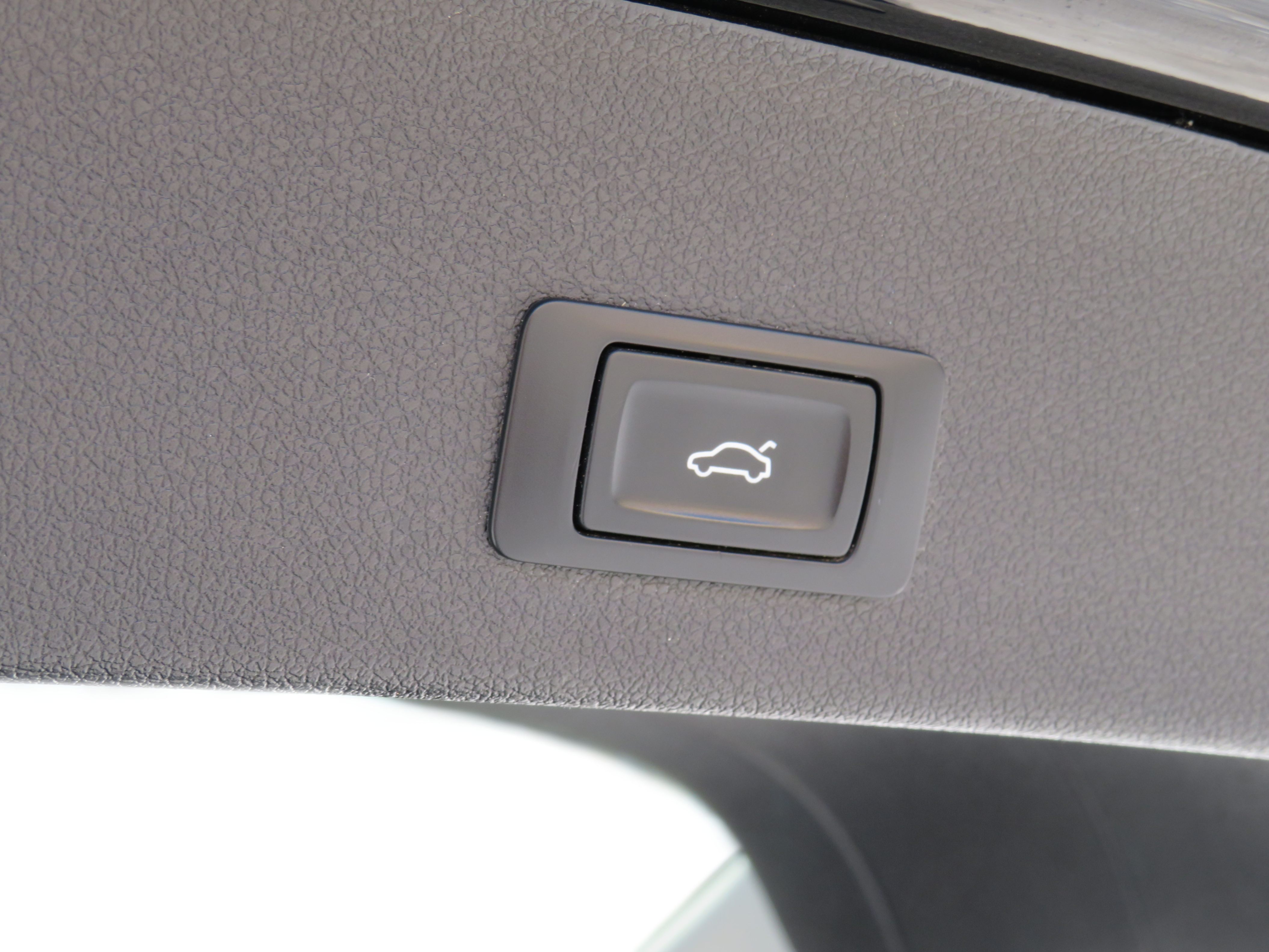 /laautomotive/2016-Audi-Q5-061990043084803714.jpg
