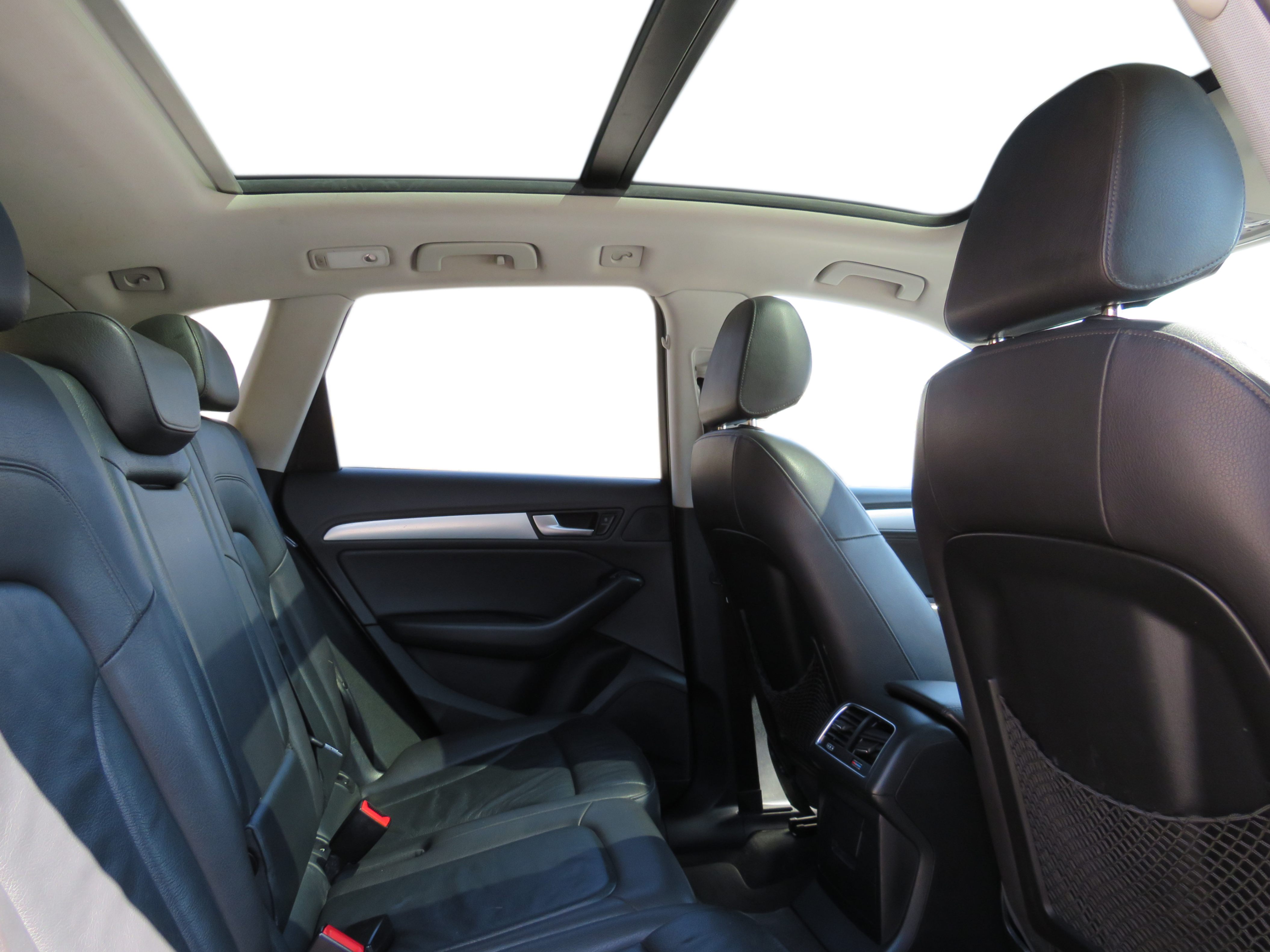 /laautomotive/2016-Audi-Q5-08888742896705315.jpg