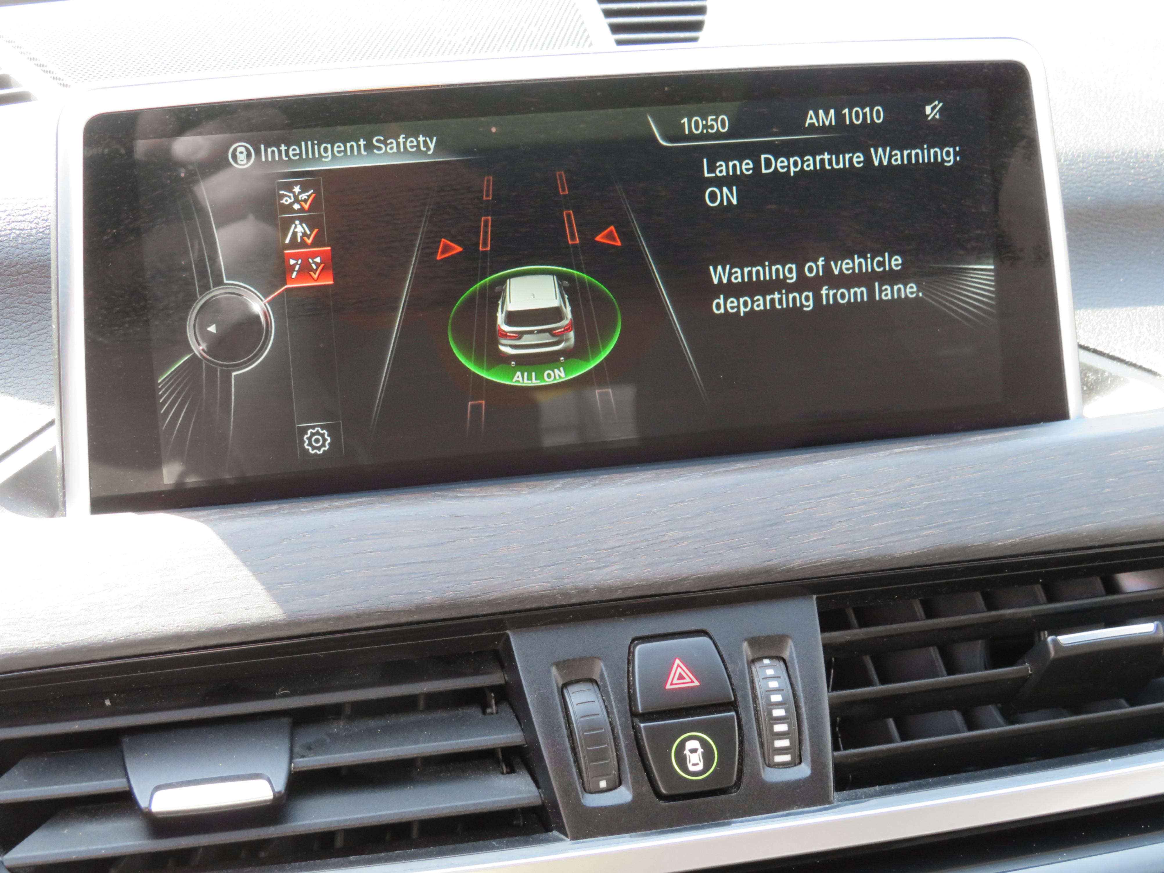/laautomotive/2016-BMW-X1-331516665381417.jpg