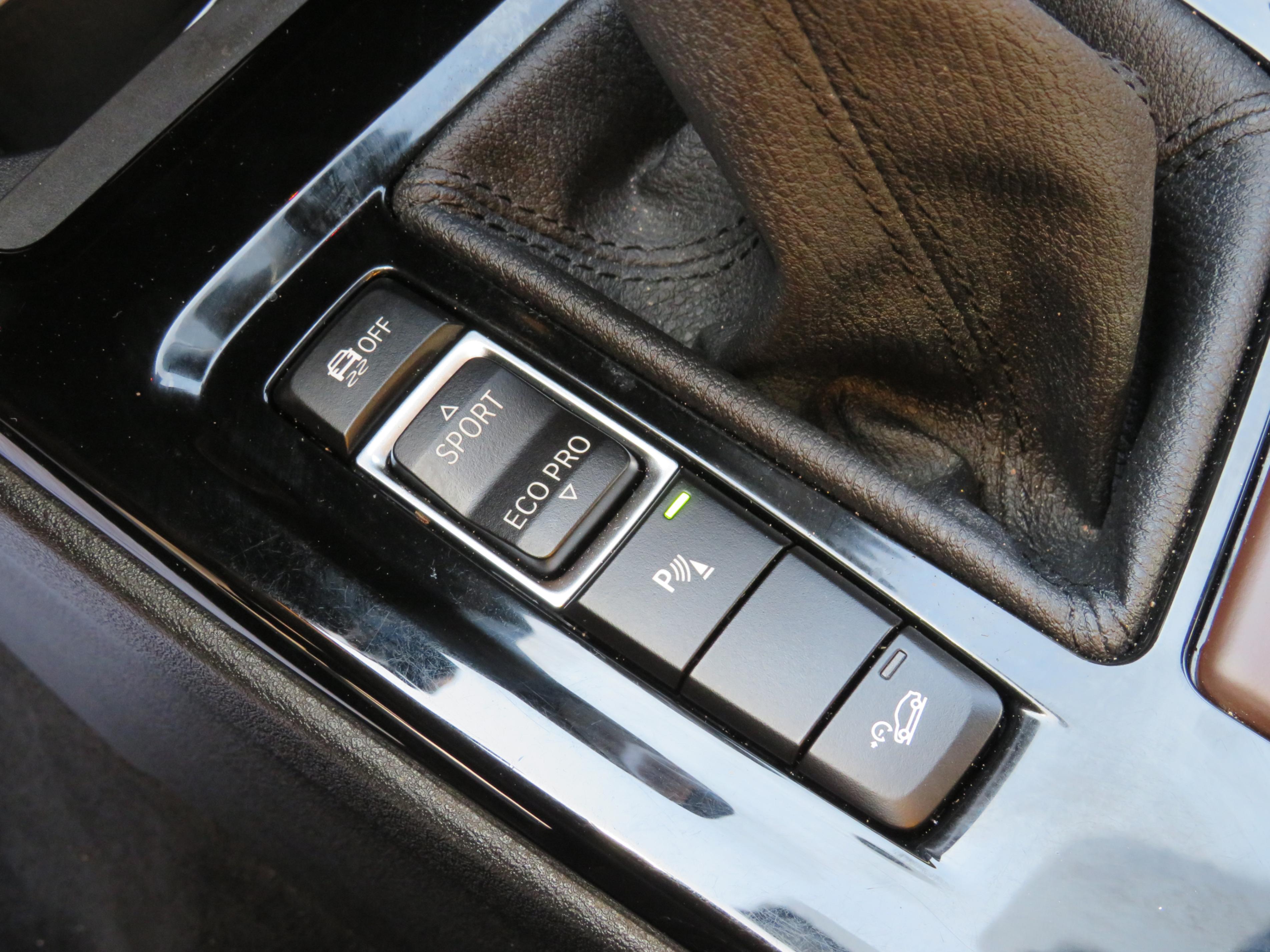 /laautomotive/2016-BMW-X1-7291744447400736.jpg