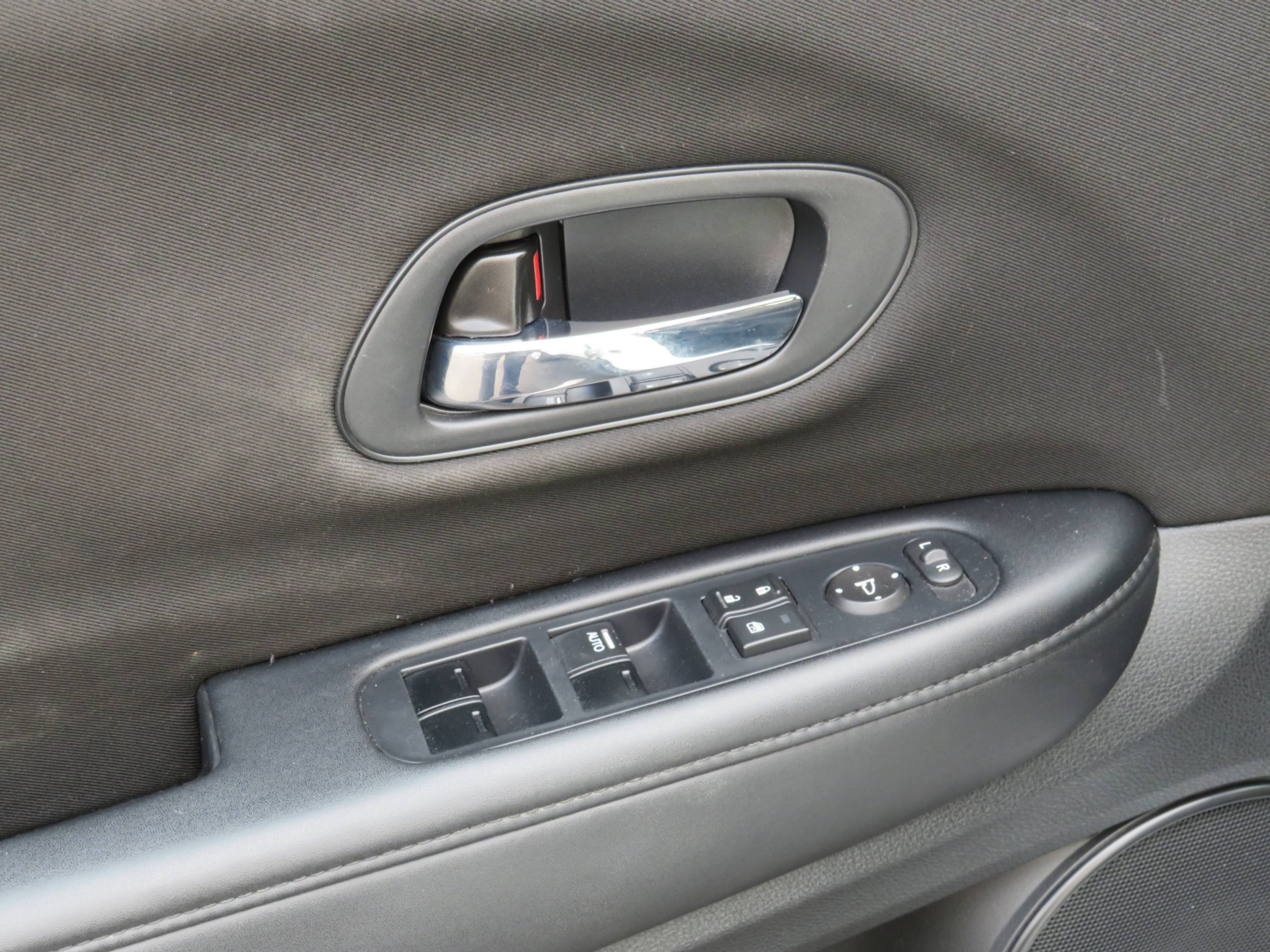 /laautomotive/2016-Honda-HR-V-3641057498119522.jpg